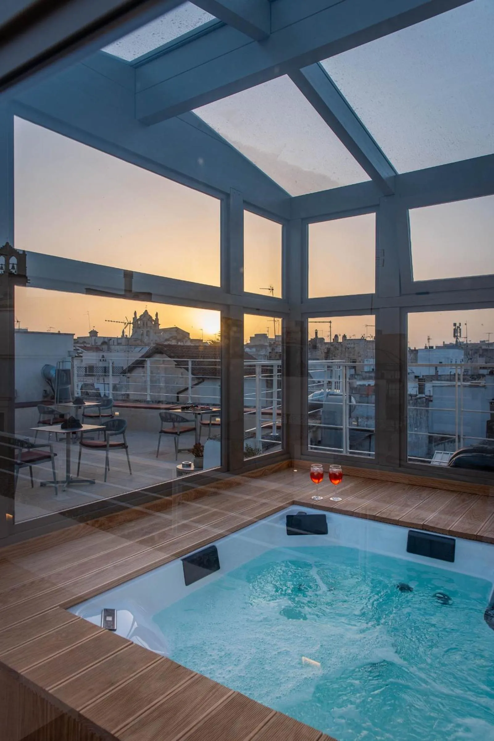 Hot Tub in Palazzo Arco Cadura Hotel & Spa