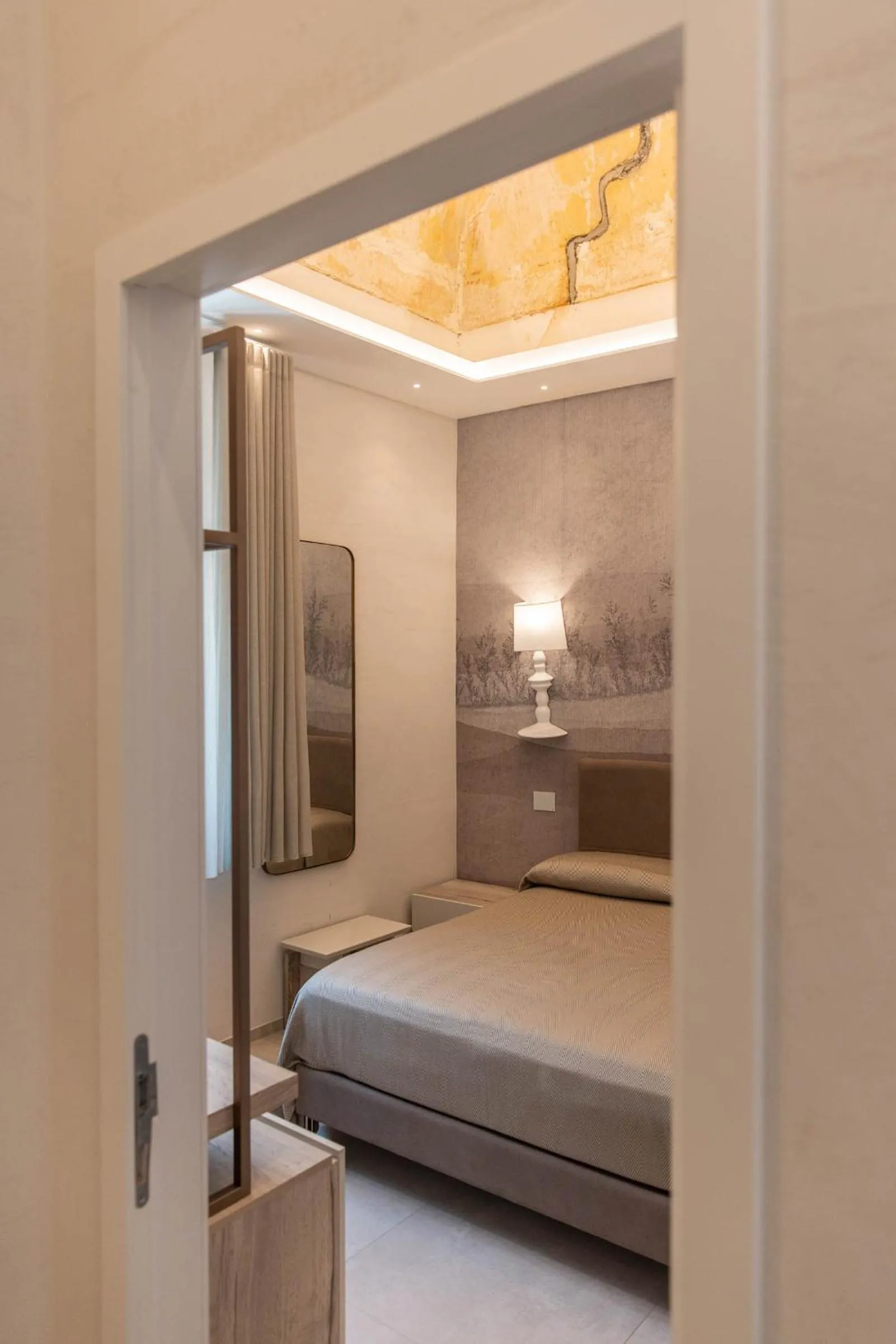 Bed in Palazzo Arco Cadura Hotel & Spa