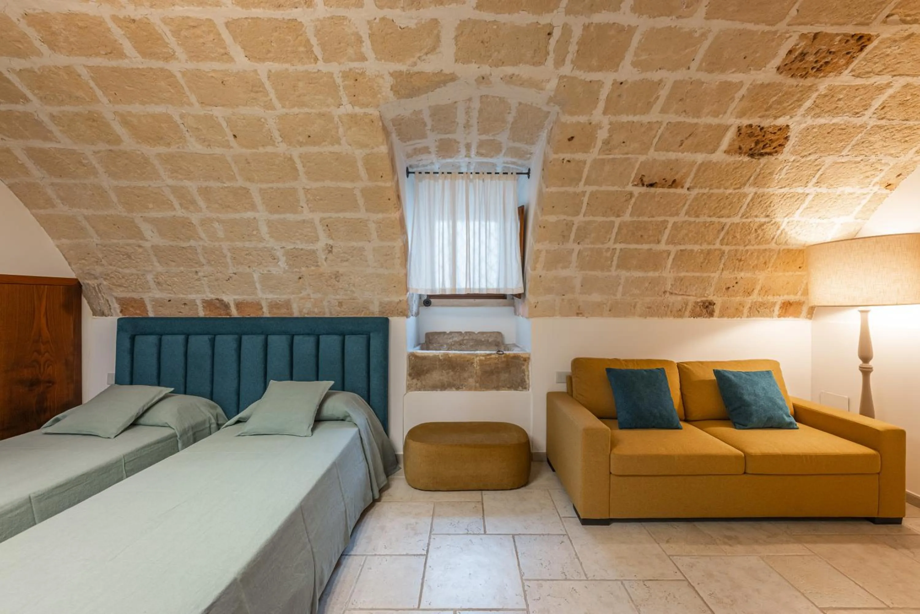 Bed in Palazzo Arco Cadura Hotel & Spa