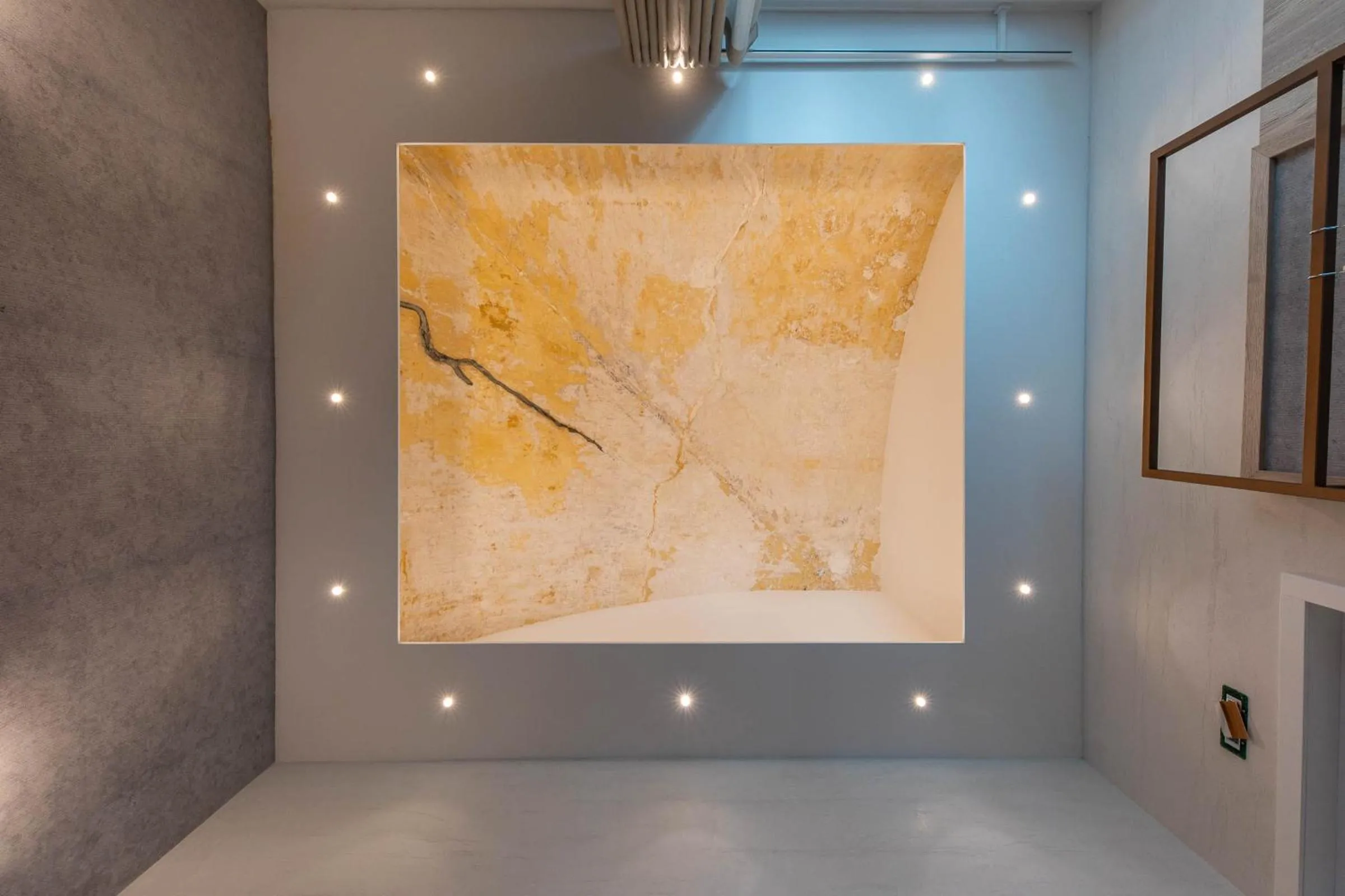 Decorative detail in Palazzo Arco Cadura Hotel & Spa