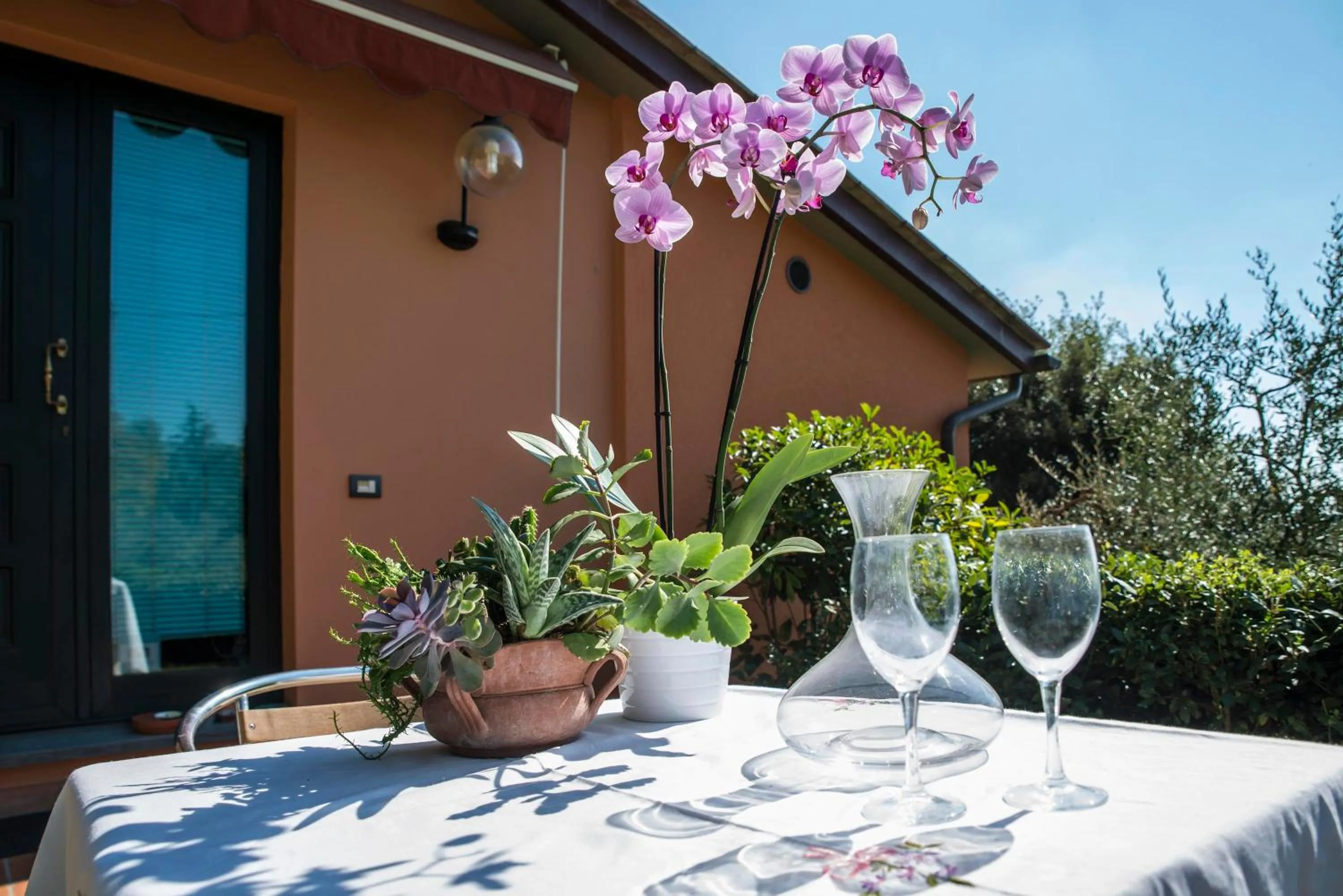 Property building in Villa Il Borraccio - Apartments Azalea and Begonia