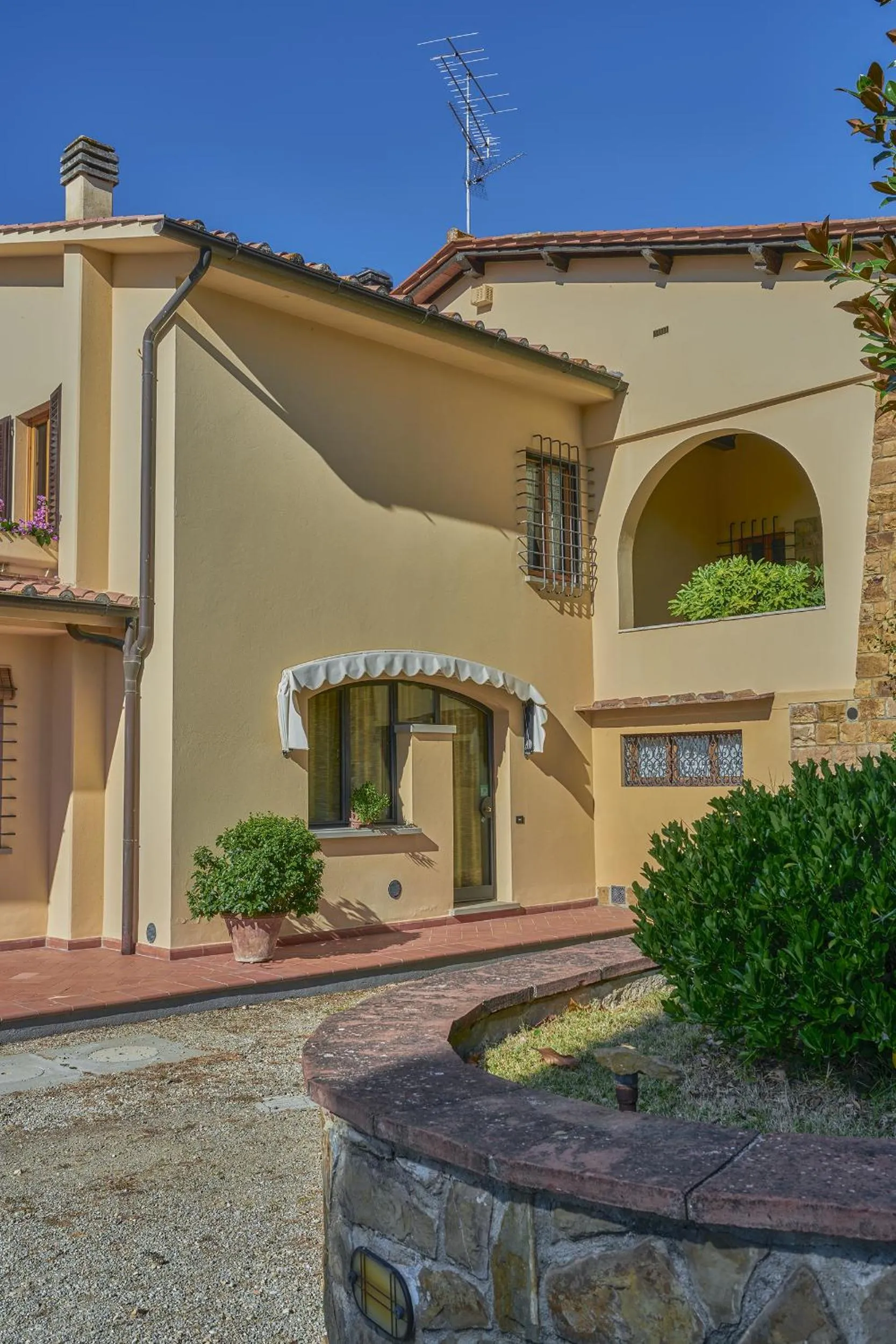 Facade/entrance in Villa Il Borraccio - Apartments Azalea and Begonia