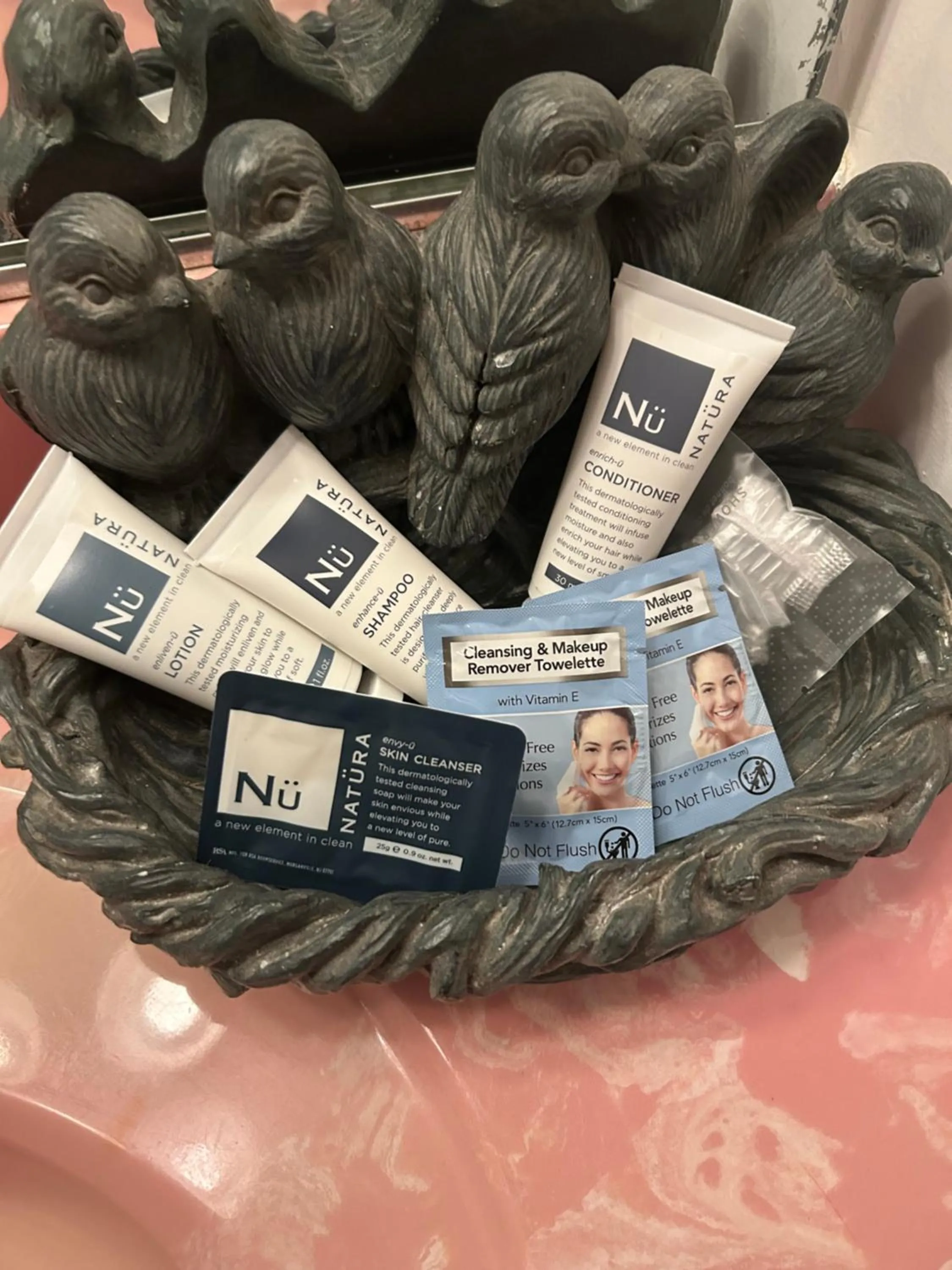 Bathroom in Colts Neck Inn Hotel