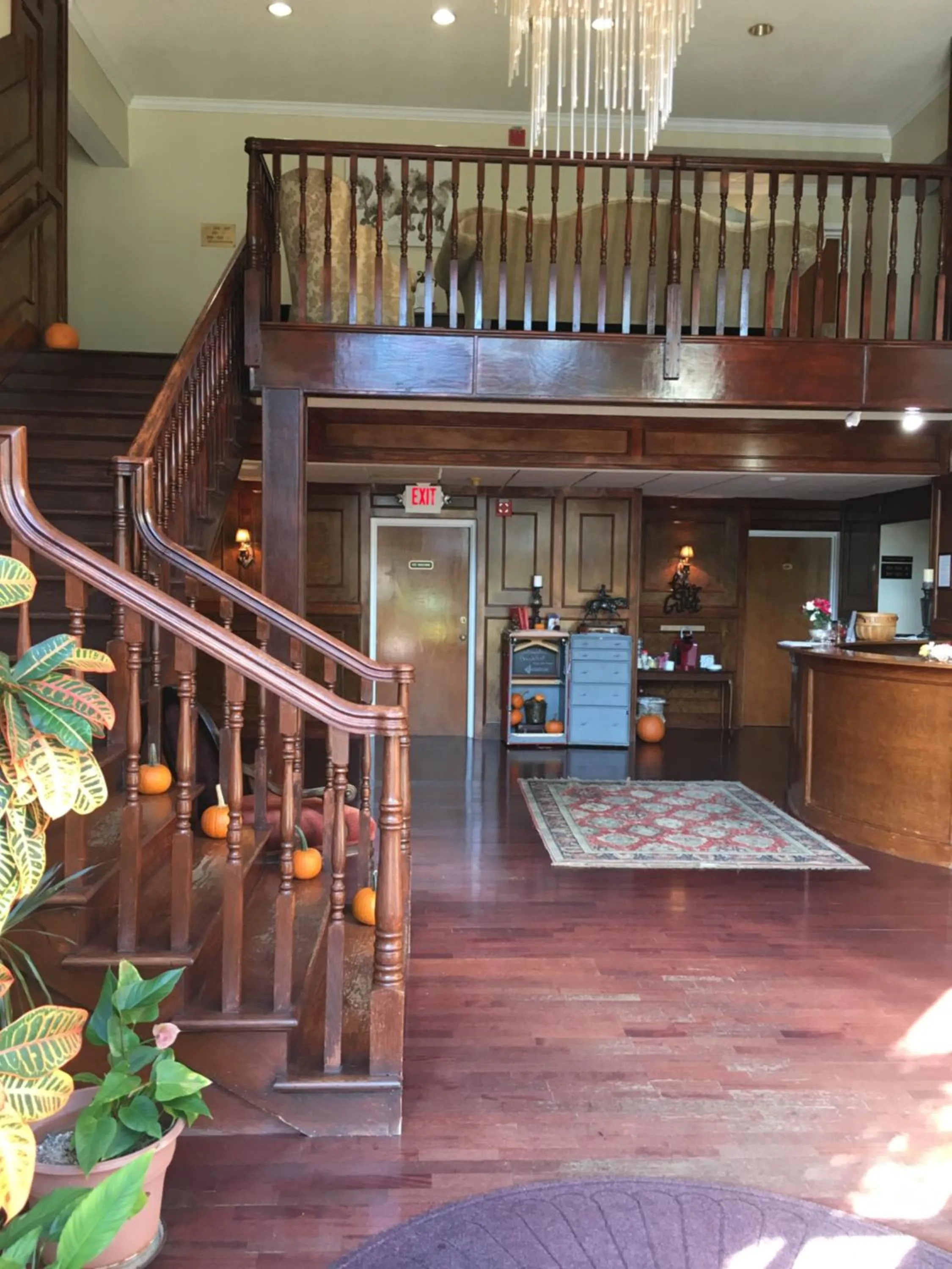 Lobby or reception in Colts Neck Inn Hotel