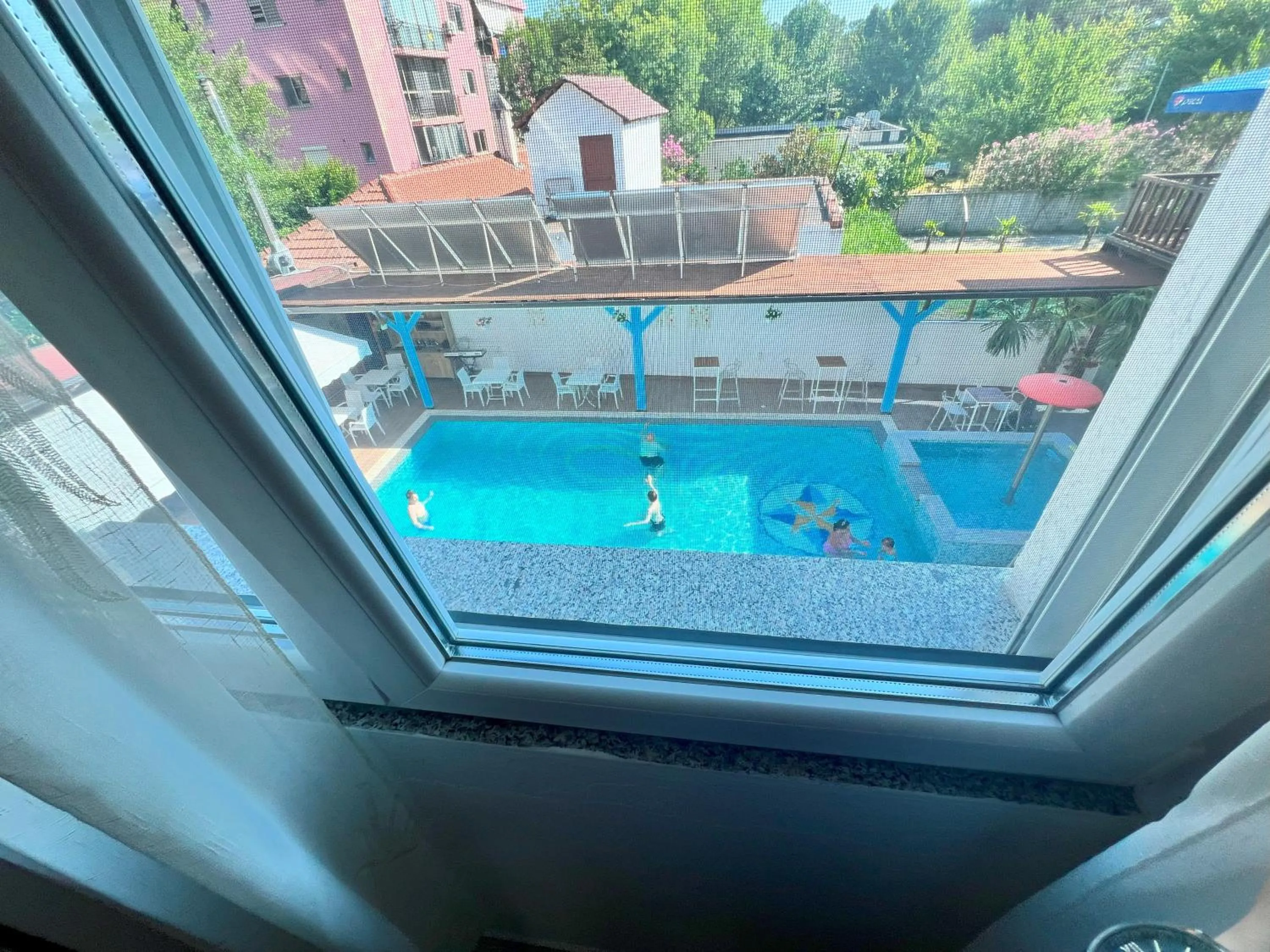 Brian Hotel
