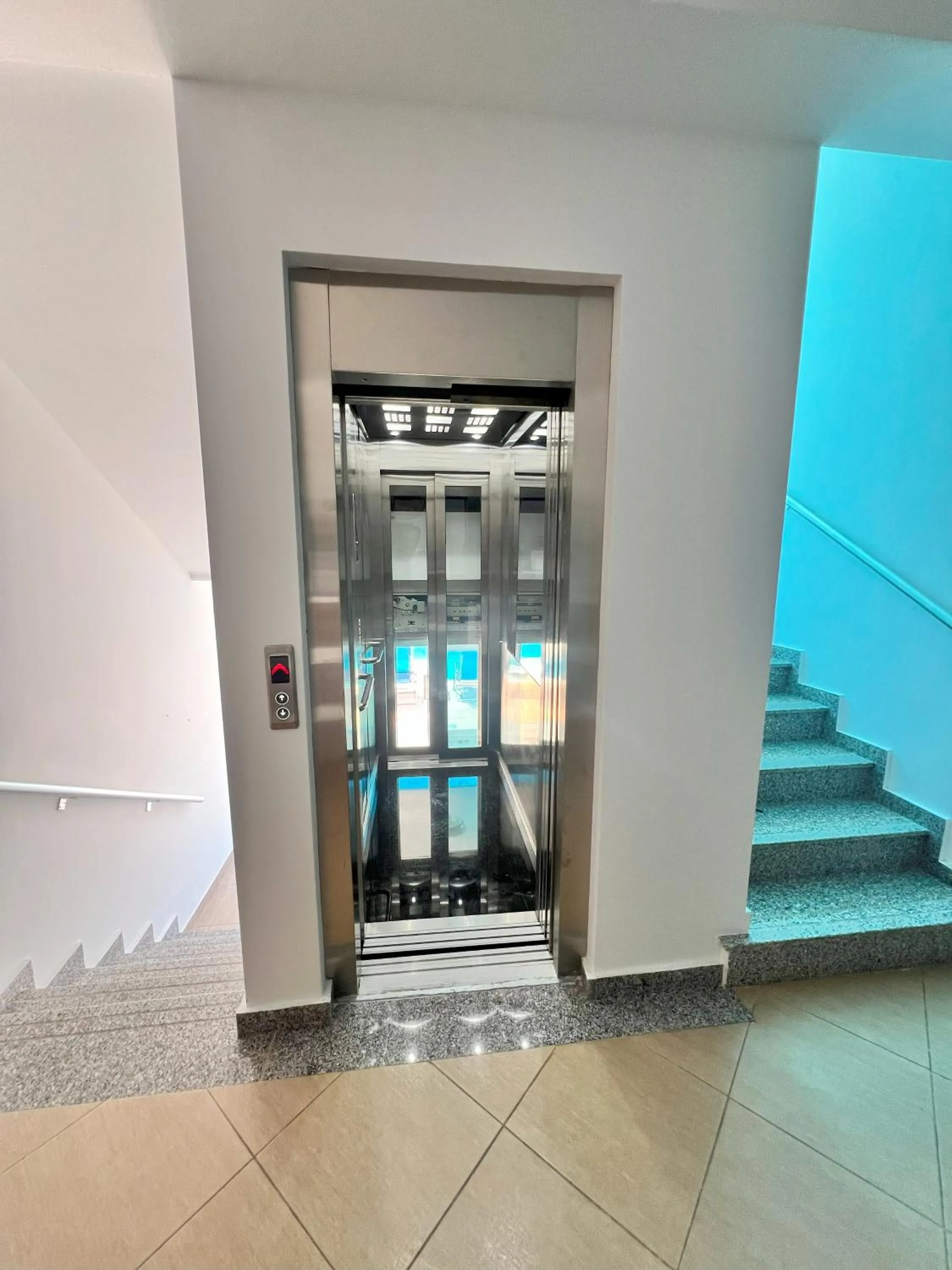 Brian Hotel