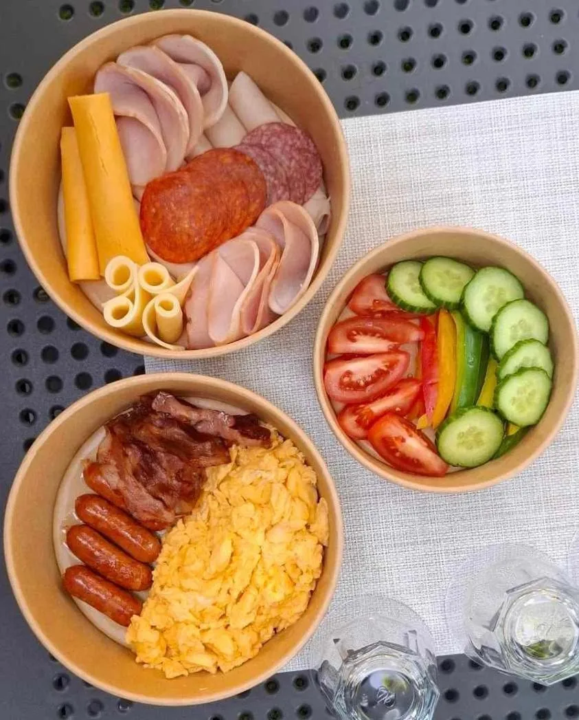 Breakfast in BJ81 Suite Hotel