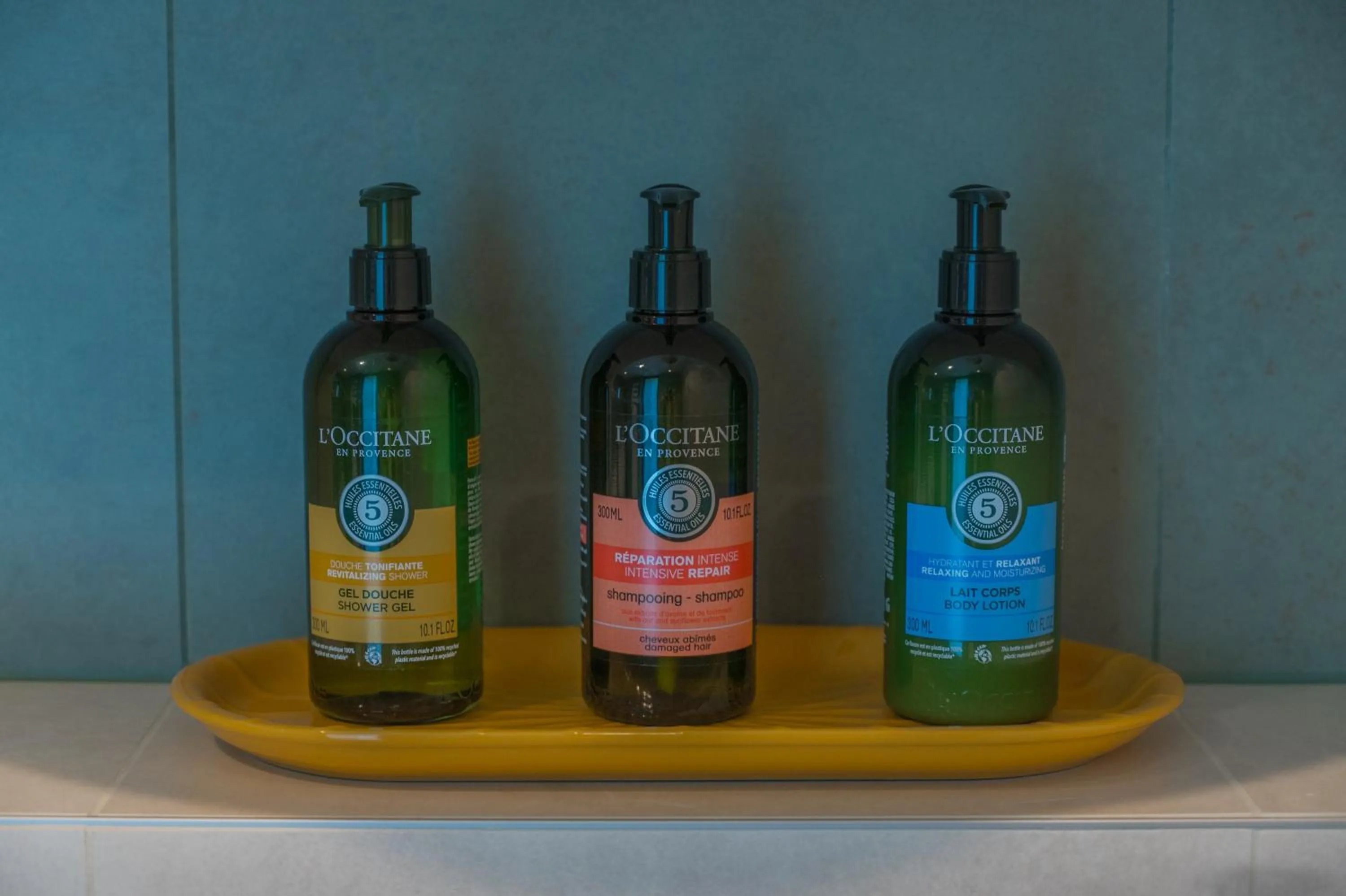 Bathroom in BJ81 Suite Hotel