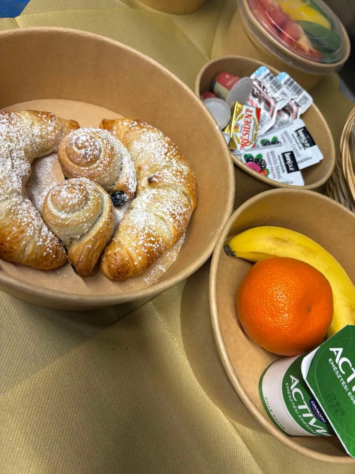 Breakfast in BJ81 Suite Hotel