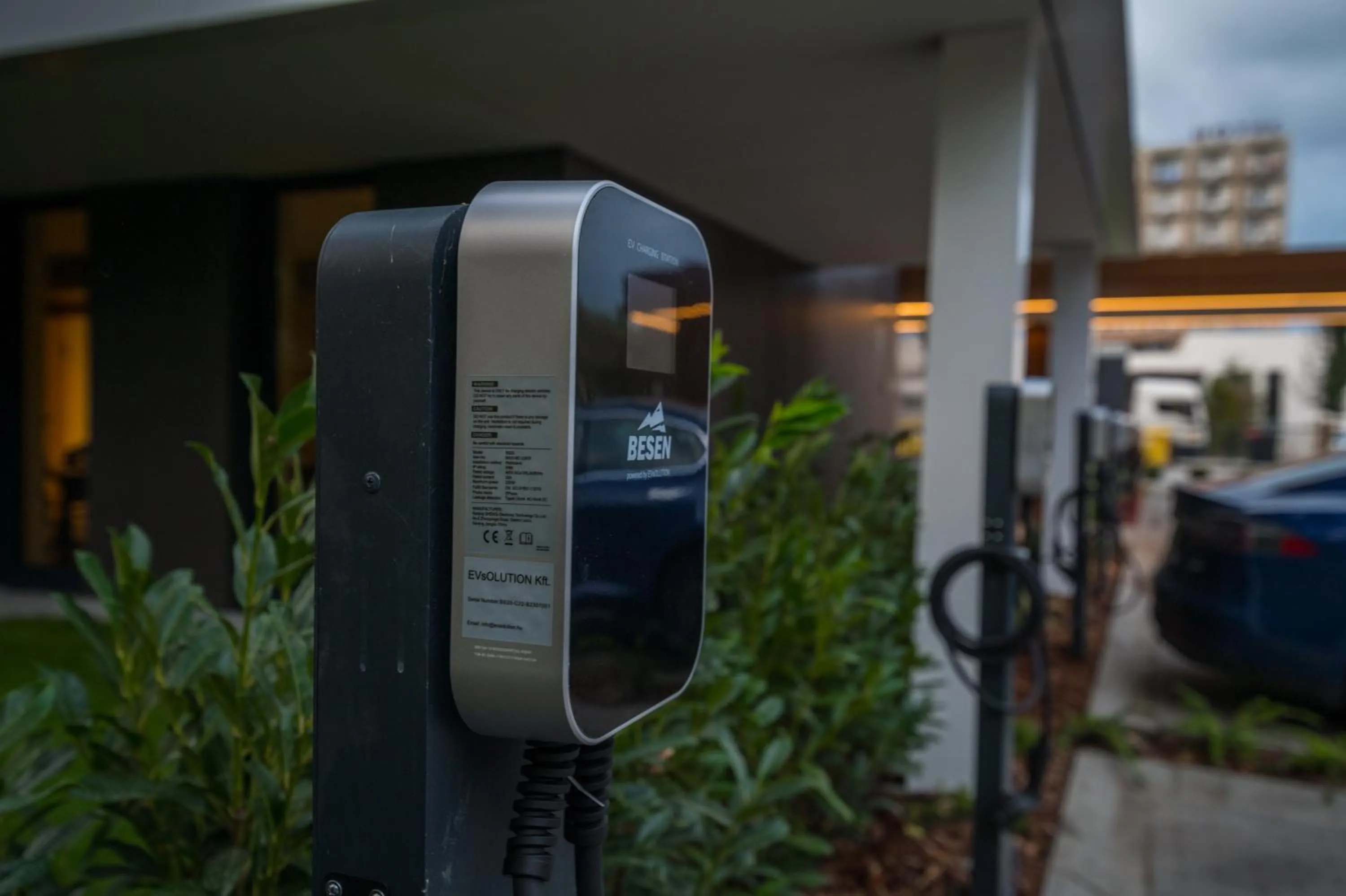 Parking in BJ81 Suite Hotel