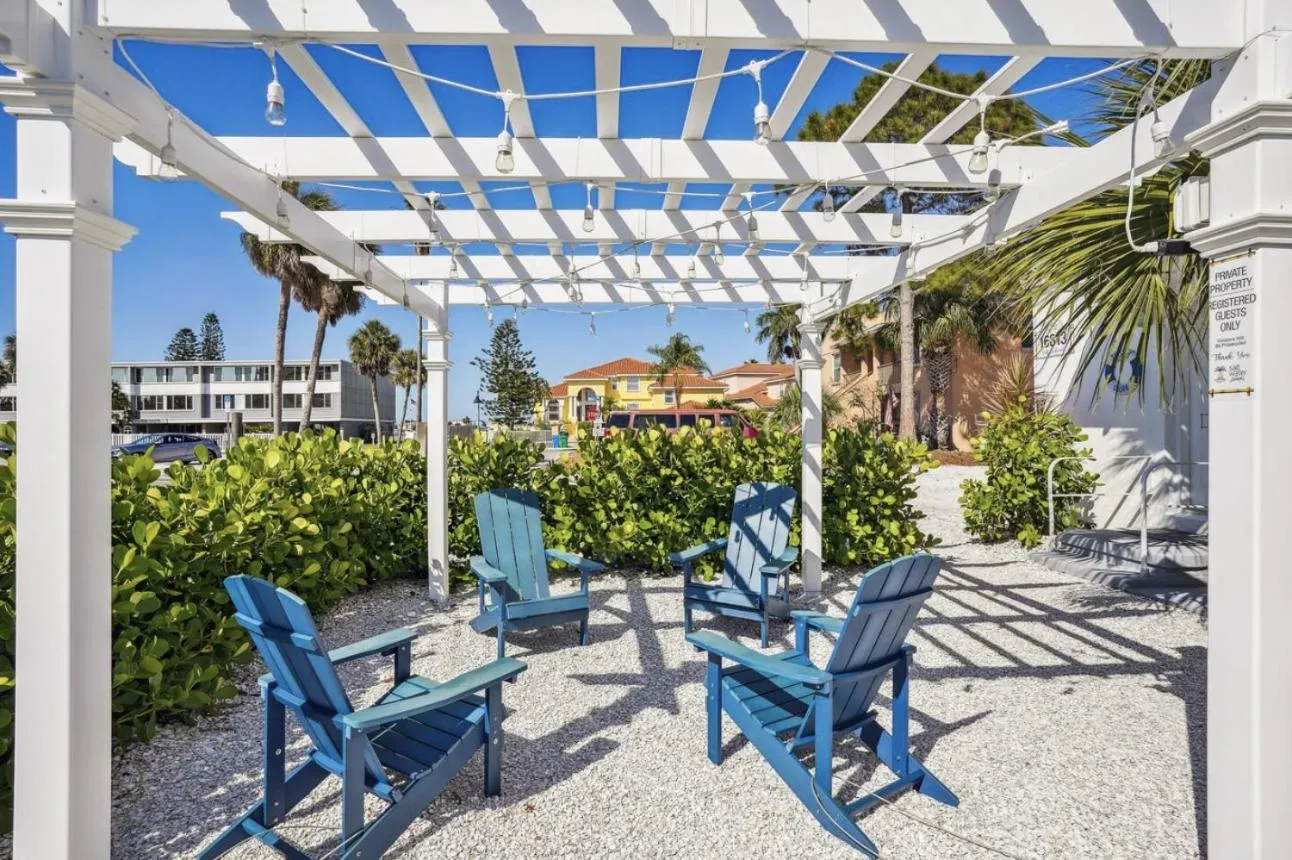 Salt Water Suites