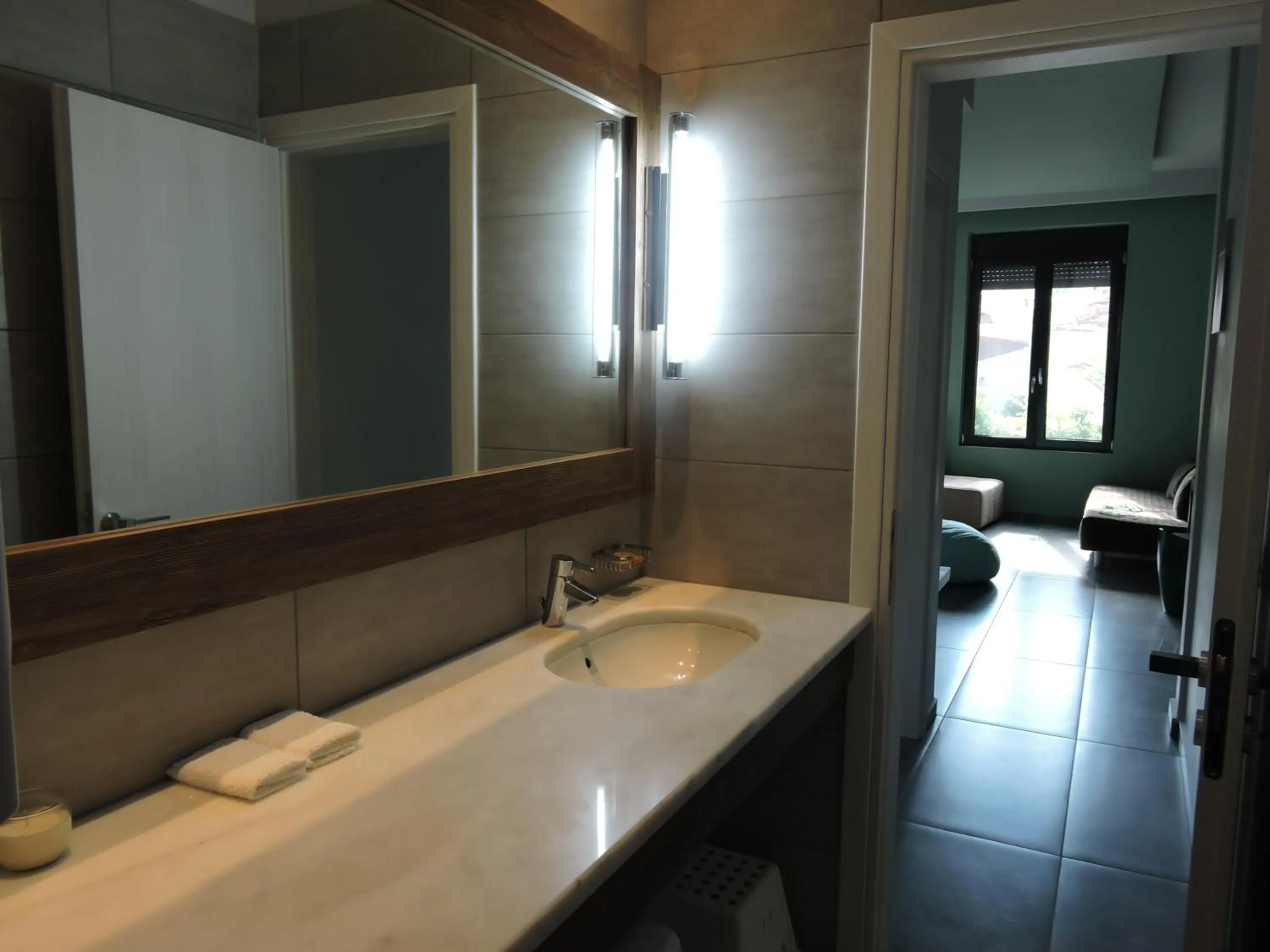 Bathroom in Alissachni Luxury Apartments