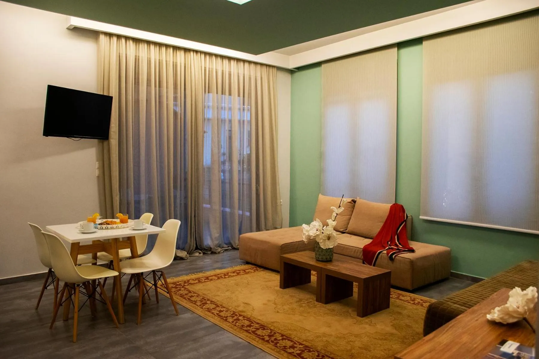 Photo of the whole room in Alissachni Luxury Apartments