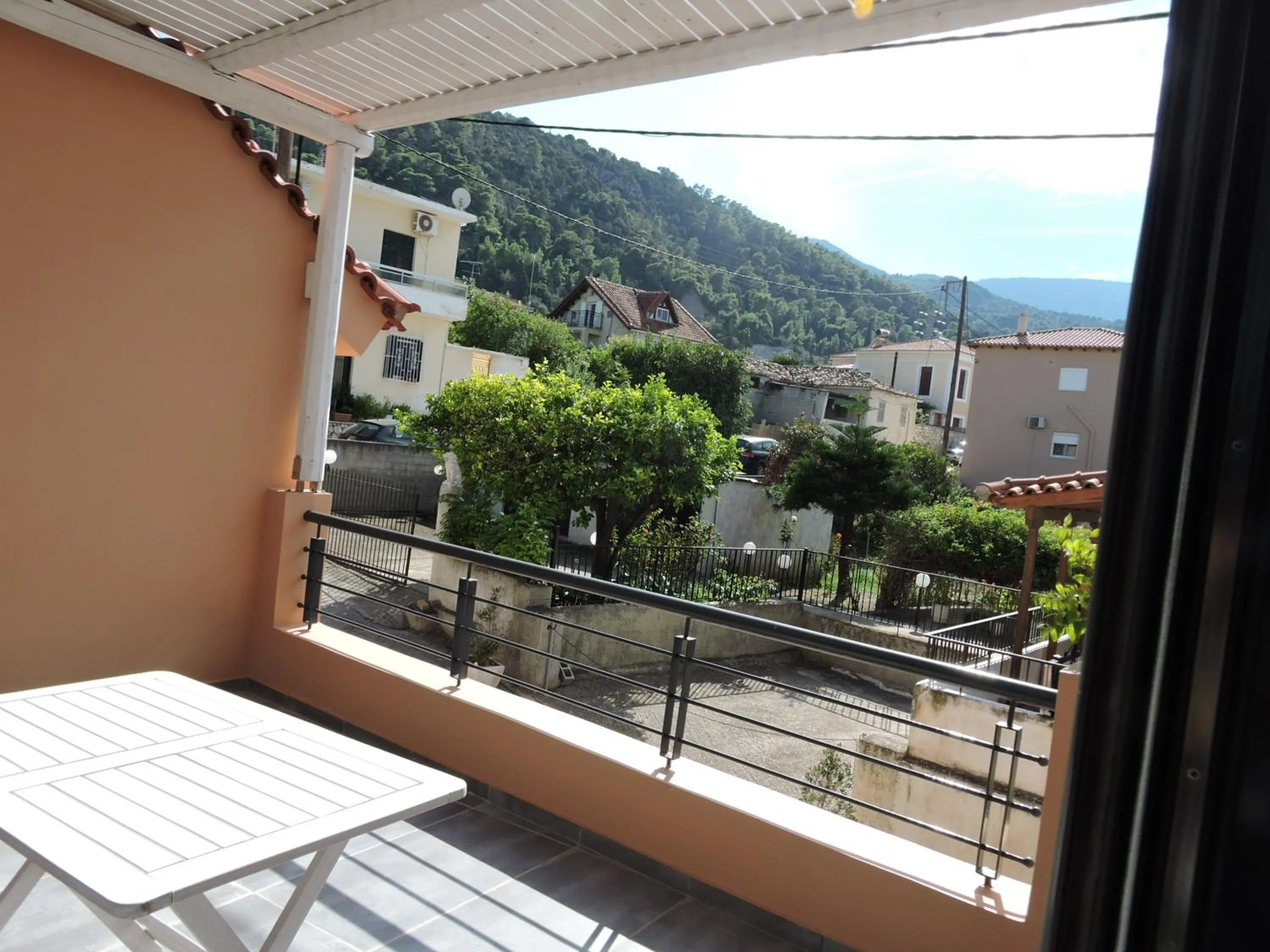 Mountain view in Alissachni Luxury Apartments