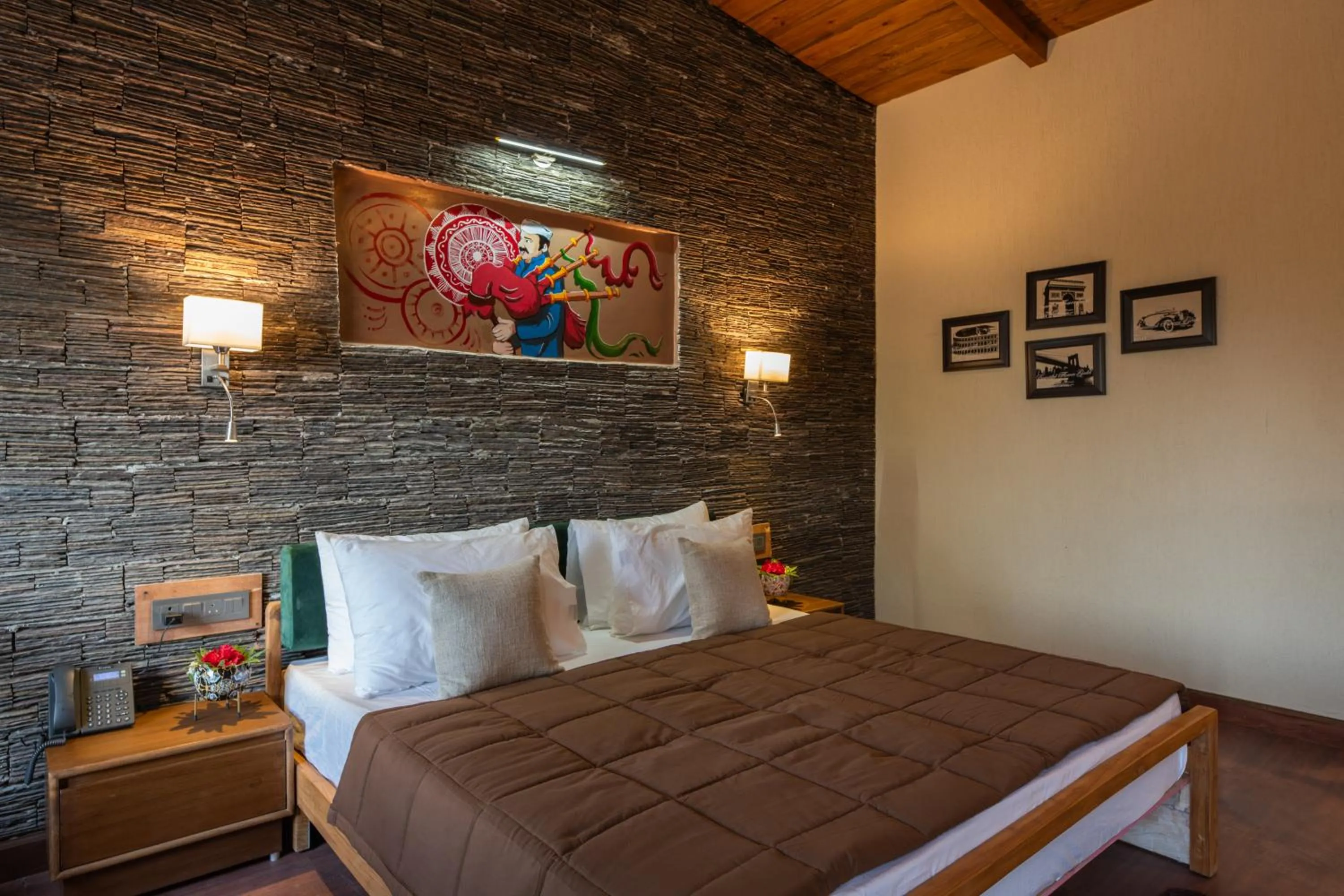 Bed in Rudraa resort and restaurant