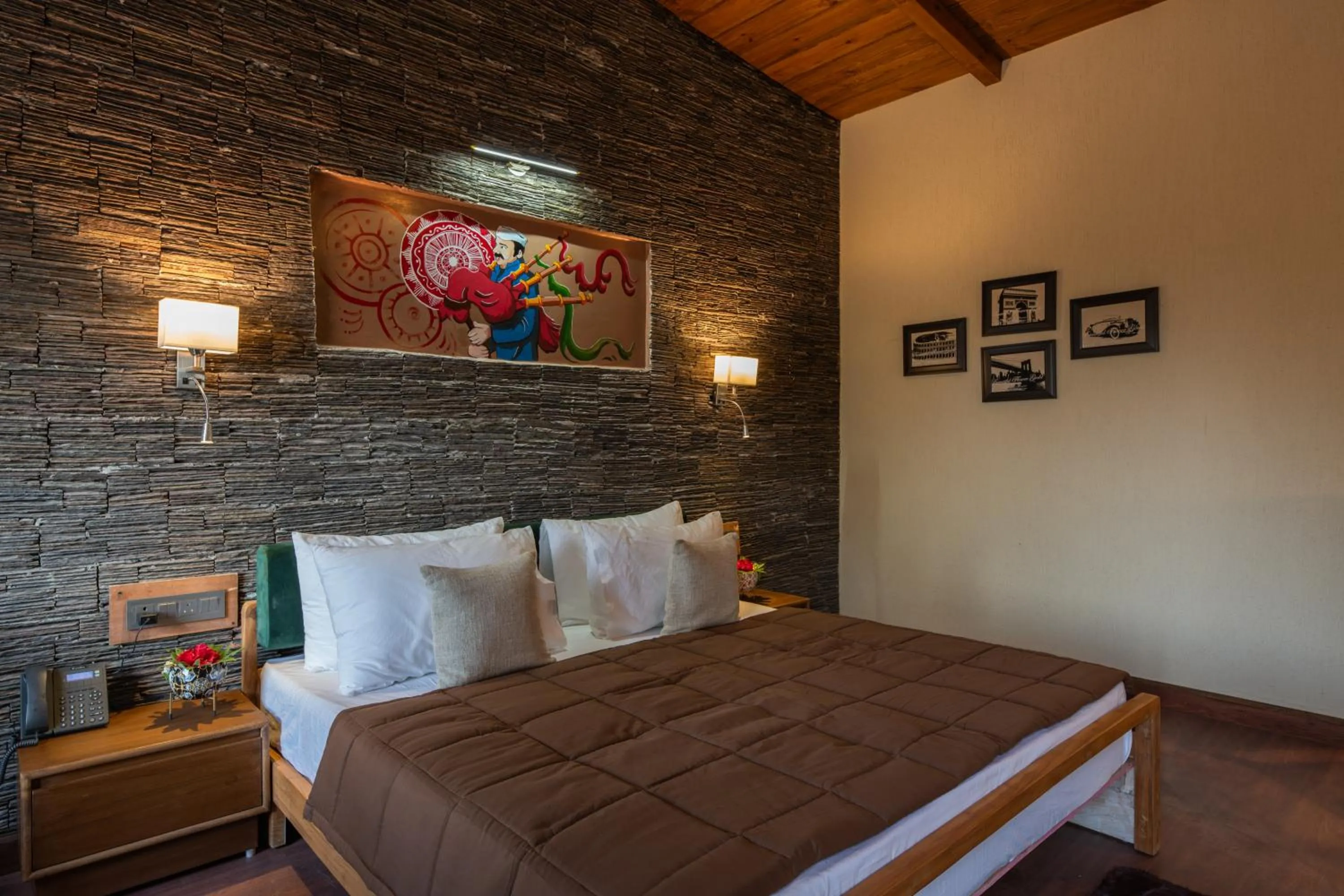 Rudraa resort and restaurant