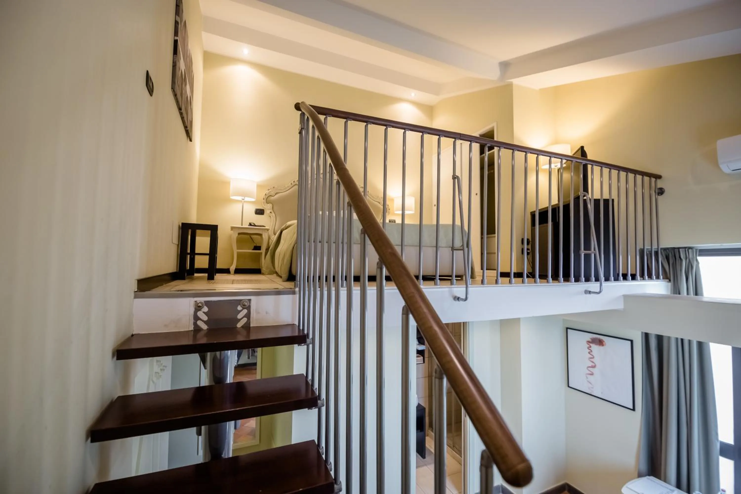 Photo of the whole room in Art & Jazz Hotel