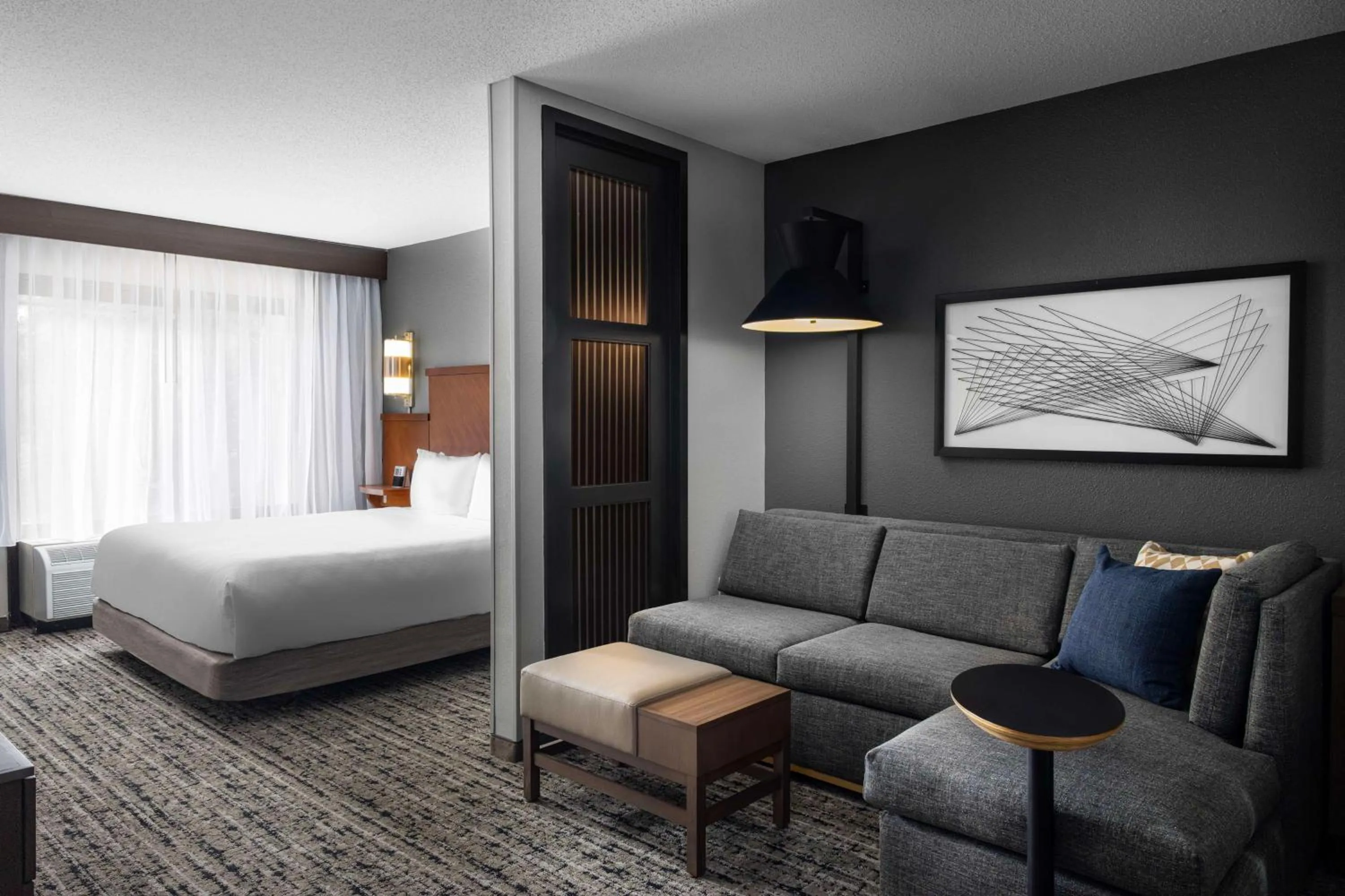 Bedroom, Bed in Hyatt Place Indianapolis Airport