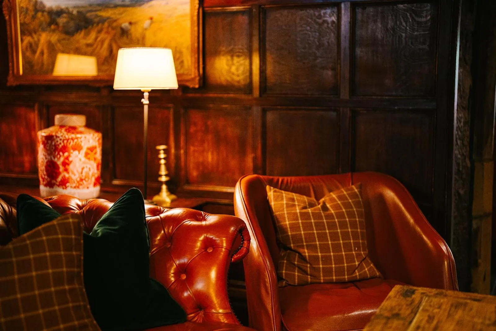 Lounge or bar in The Lygon Arms - an Iconic Luxury Hotel