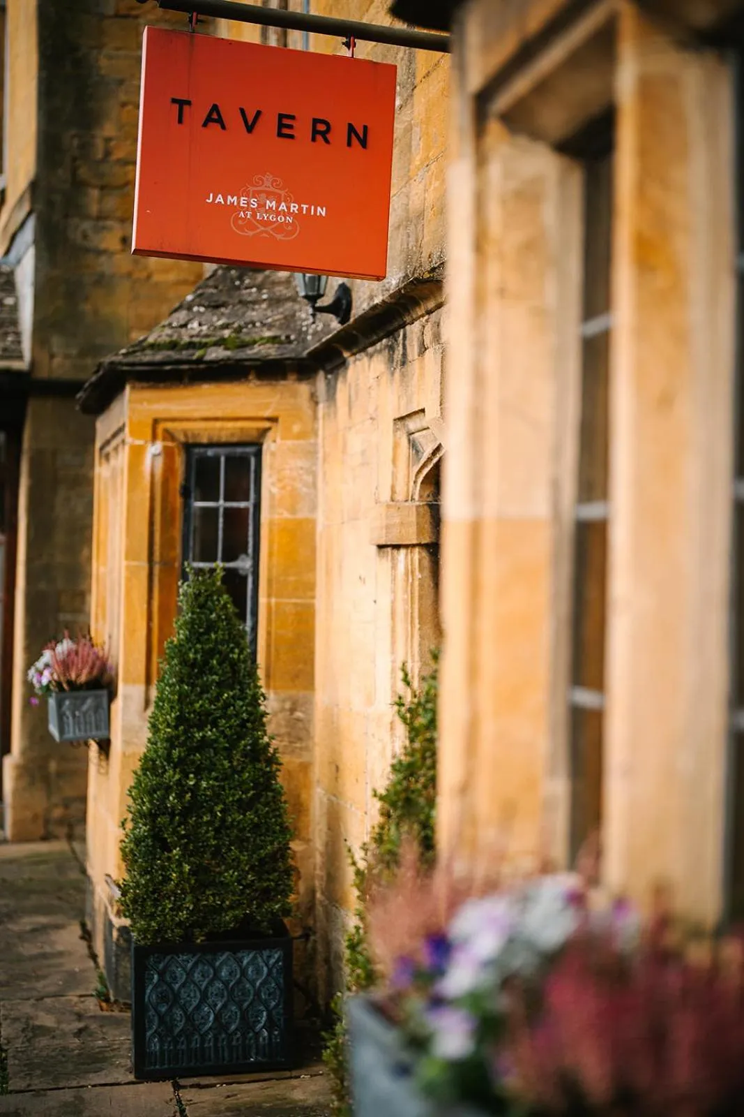 Day in The Lygon Arms - an Iconic Luxury Hotel