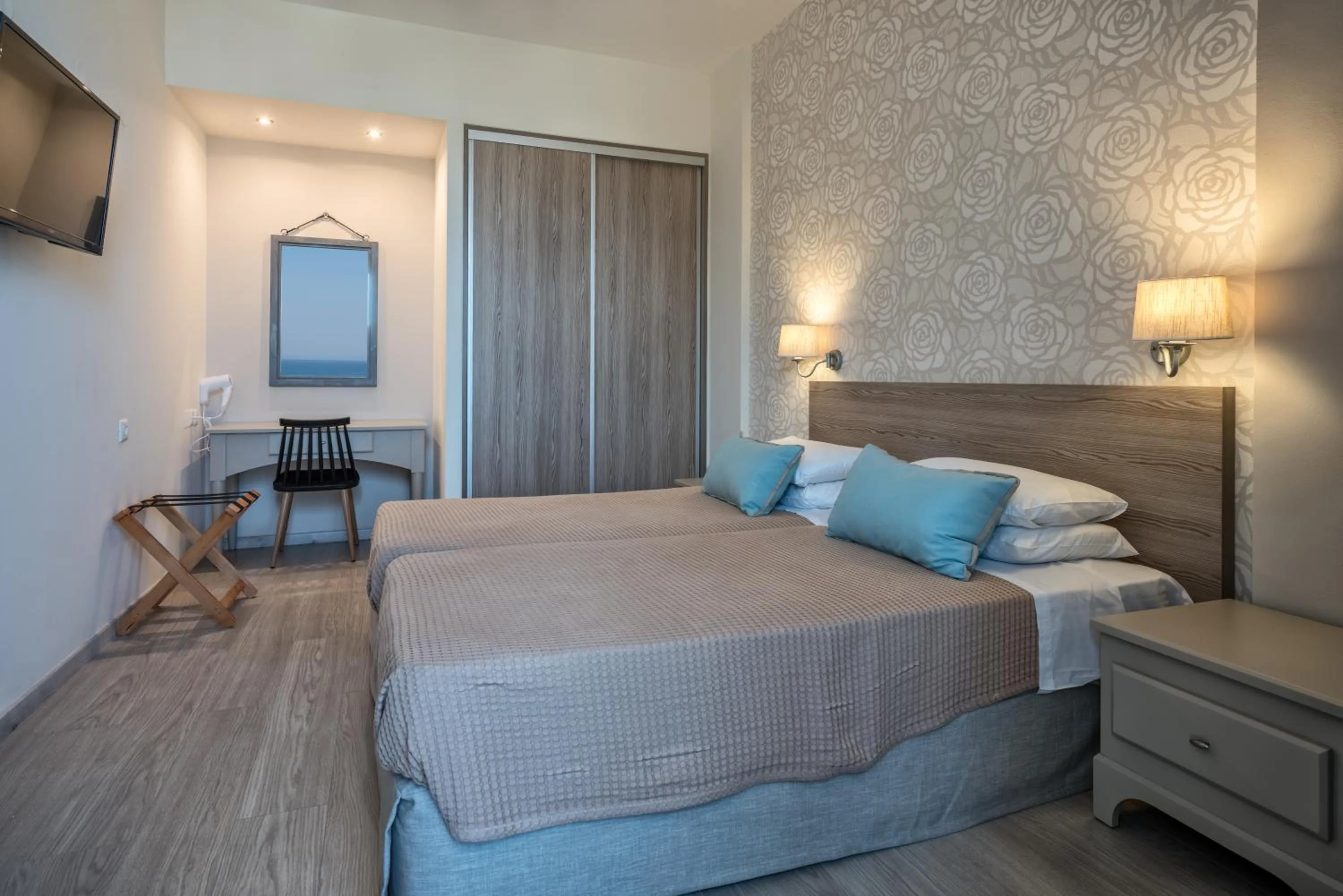 Bed in Lefkoniko Residence Beach & Bay