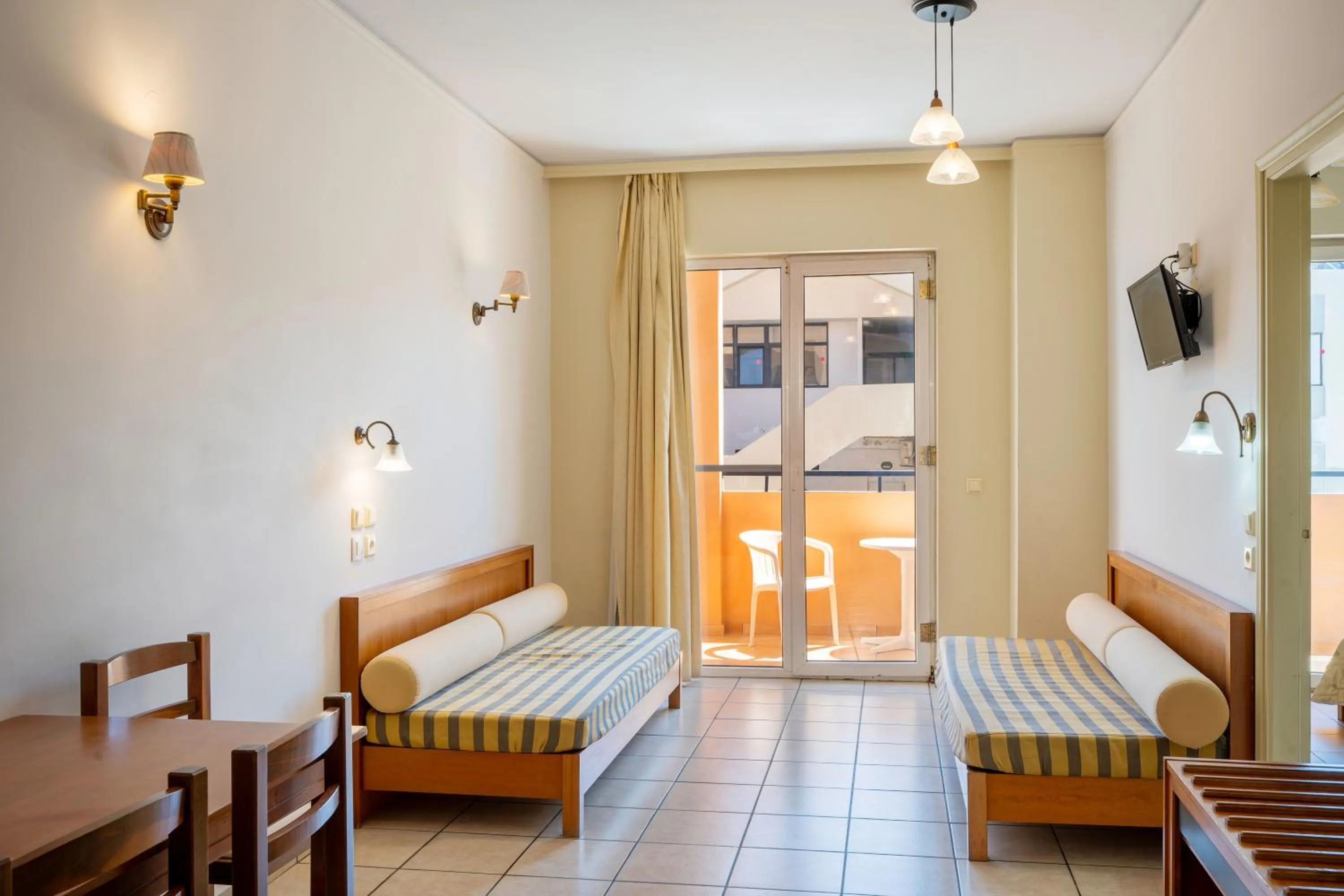 Bed in Lefkoniko Residence Beach & Bay