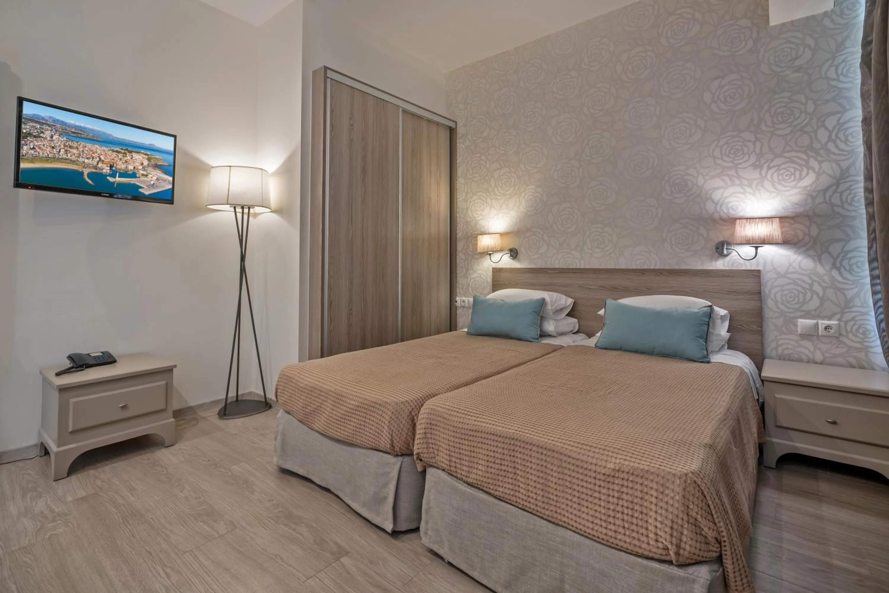 Bed in Lefkoniko Residence Beach & Bay