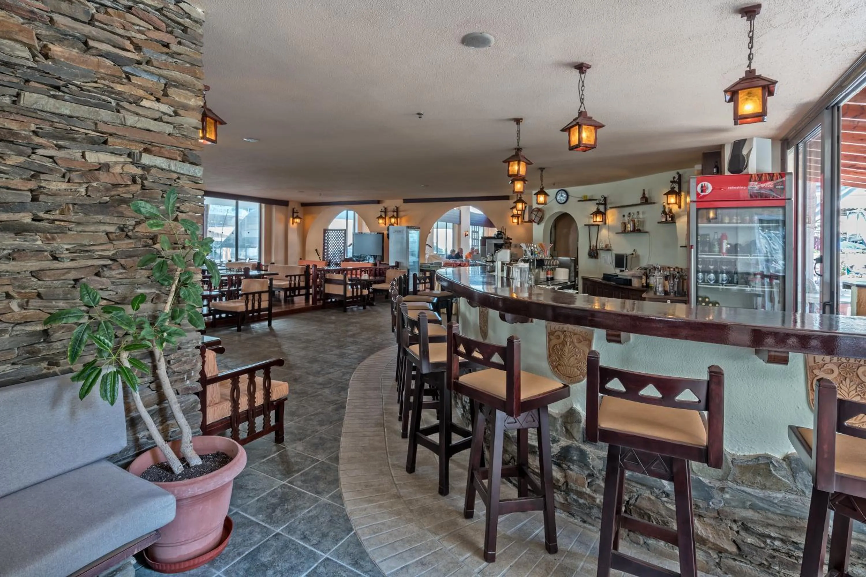 Lounge or bar in Lefkoniko Residence Beach & Bay