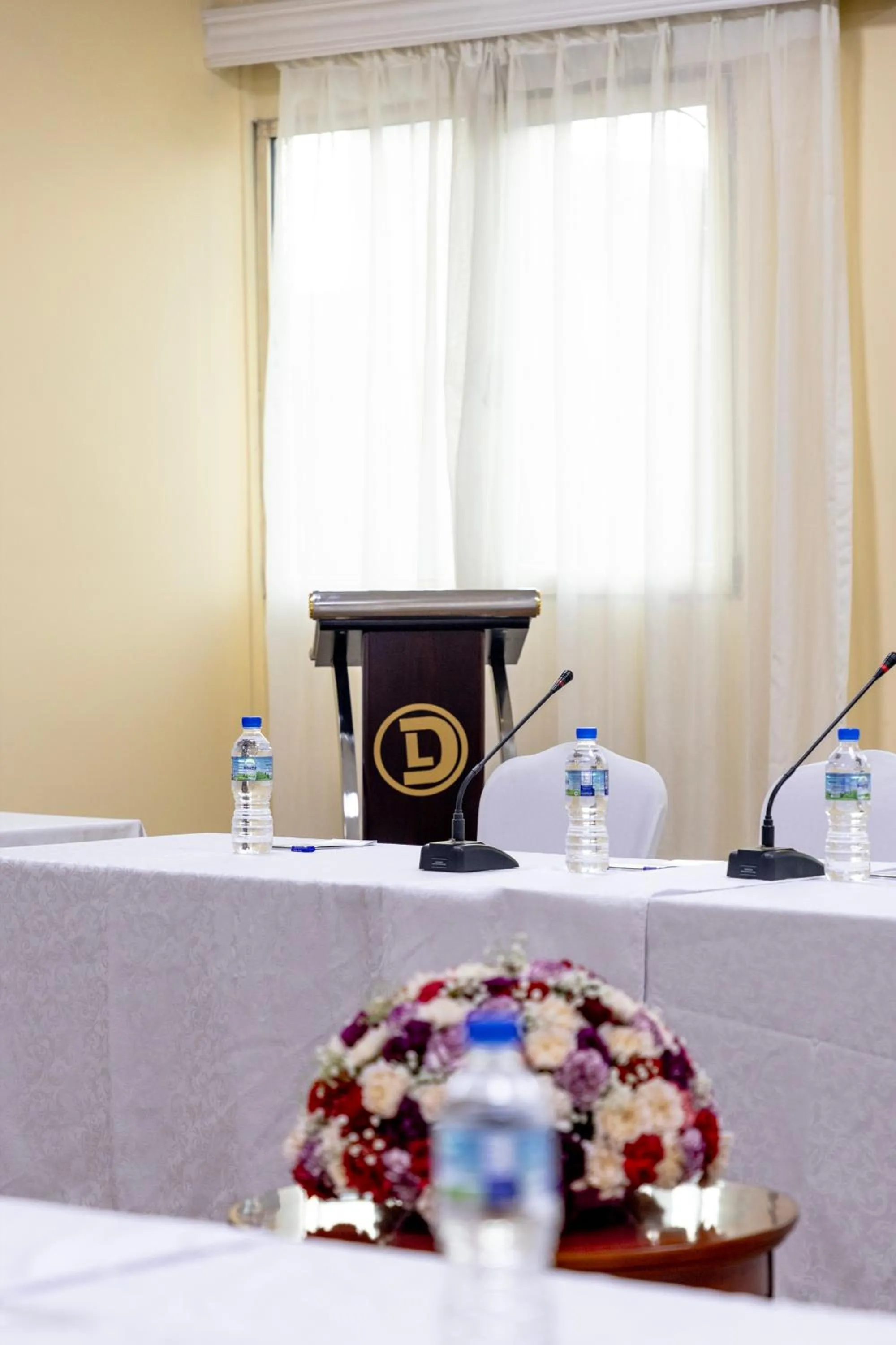 Seating area in Dreamliner Hotel