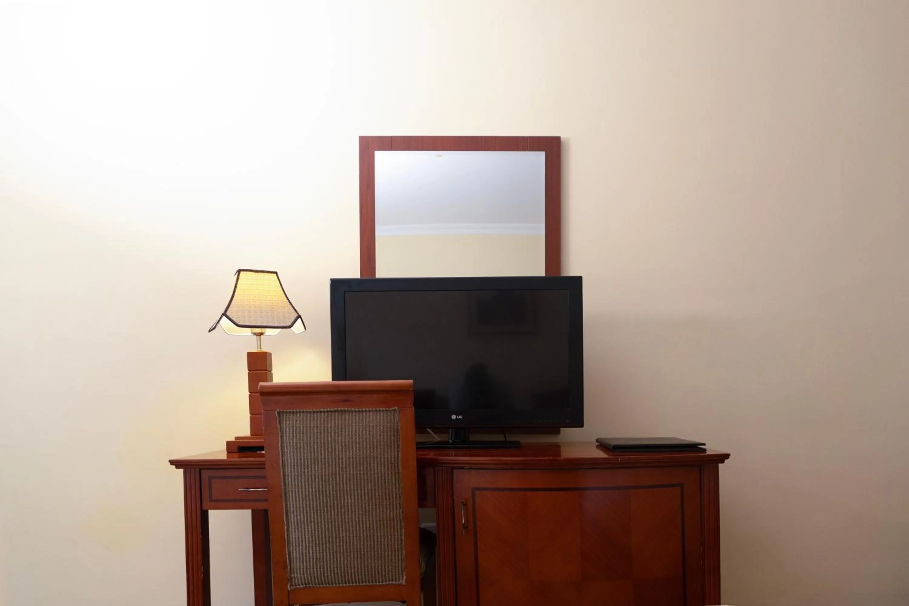 TV and multimedia in Dreamliner Hotel