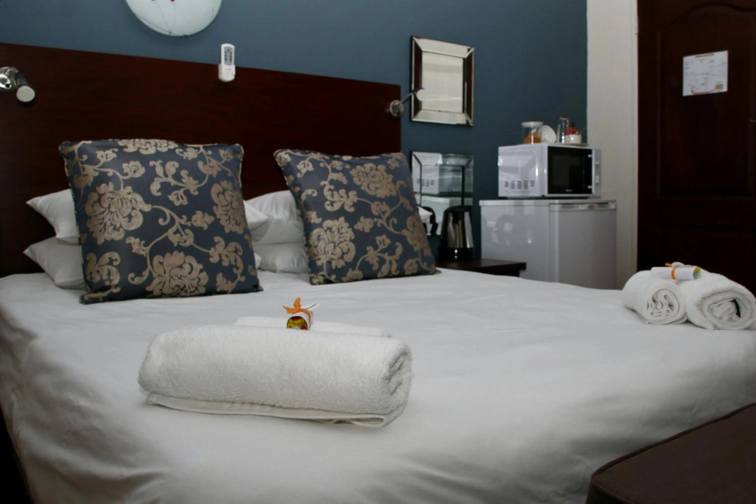 Bedroom, Bed in Aalwyns Guesthouse