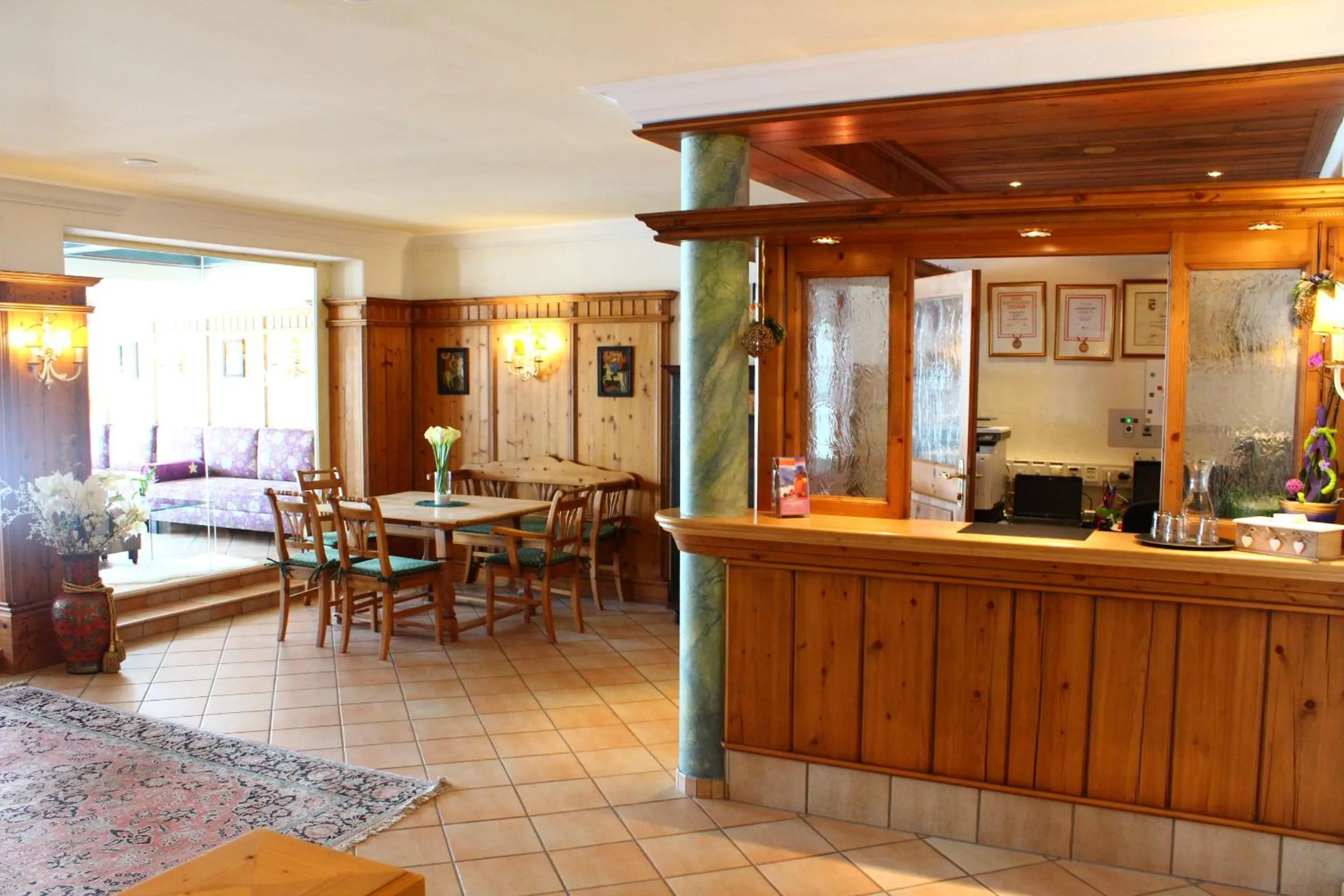 Lobby or reception in Andi's Skihotel