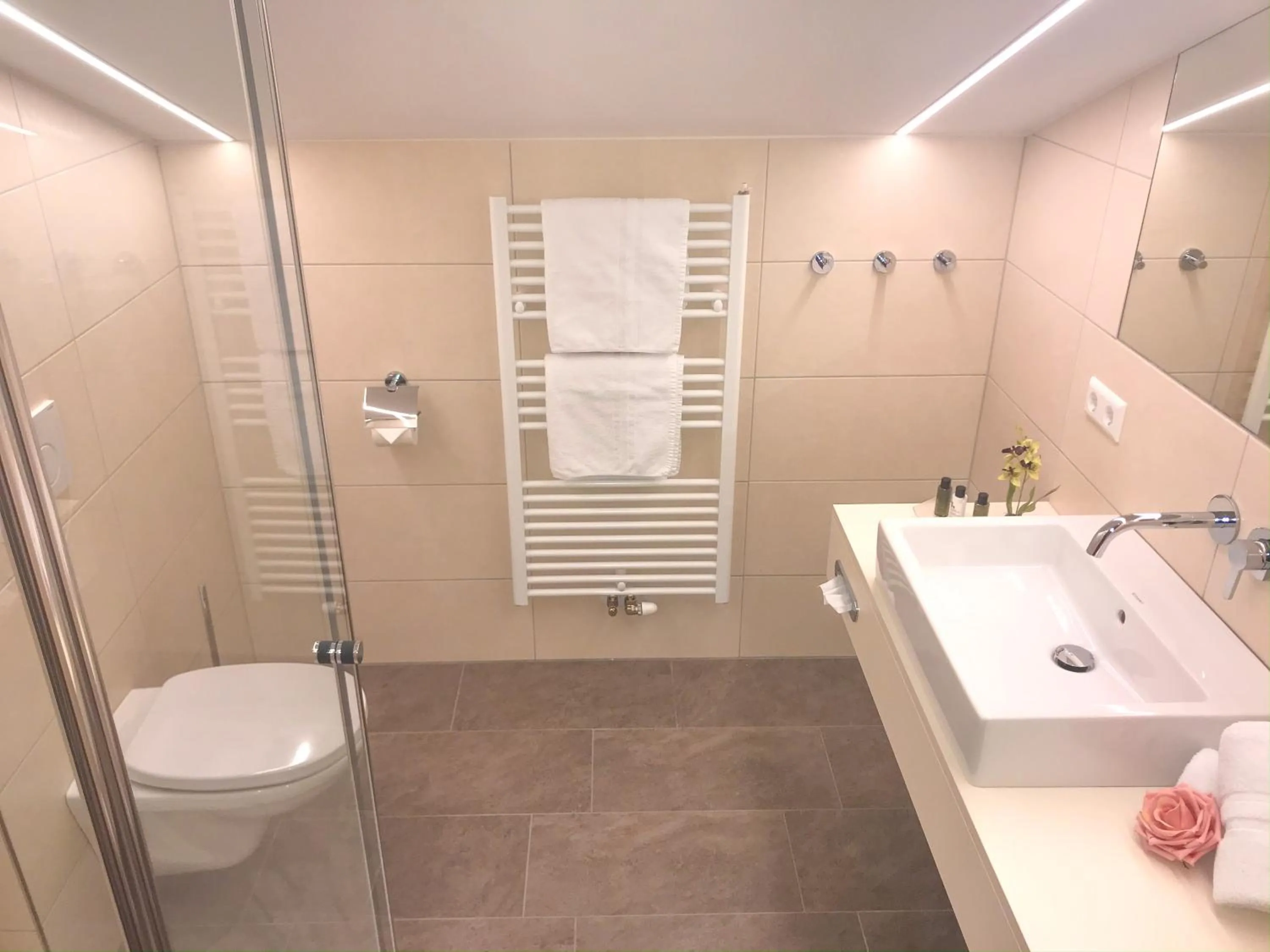 Bathroom in Andi's Skihotel