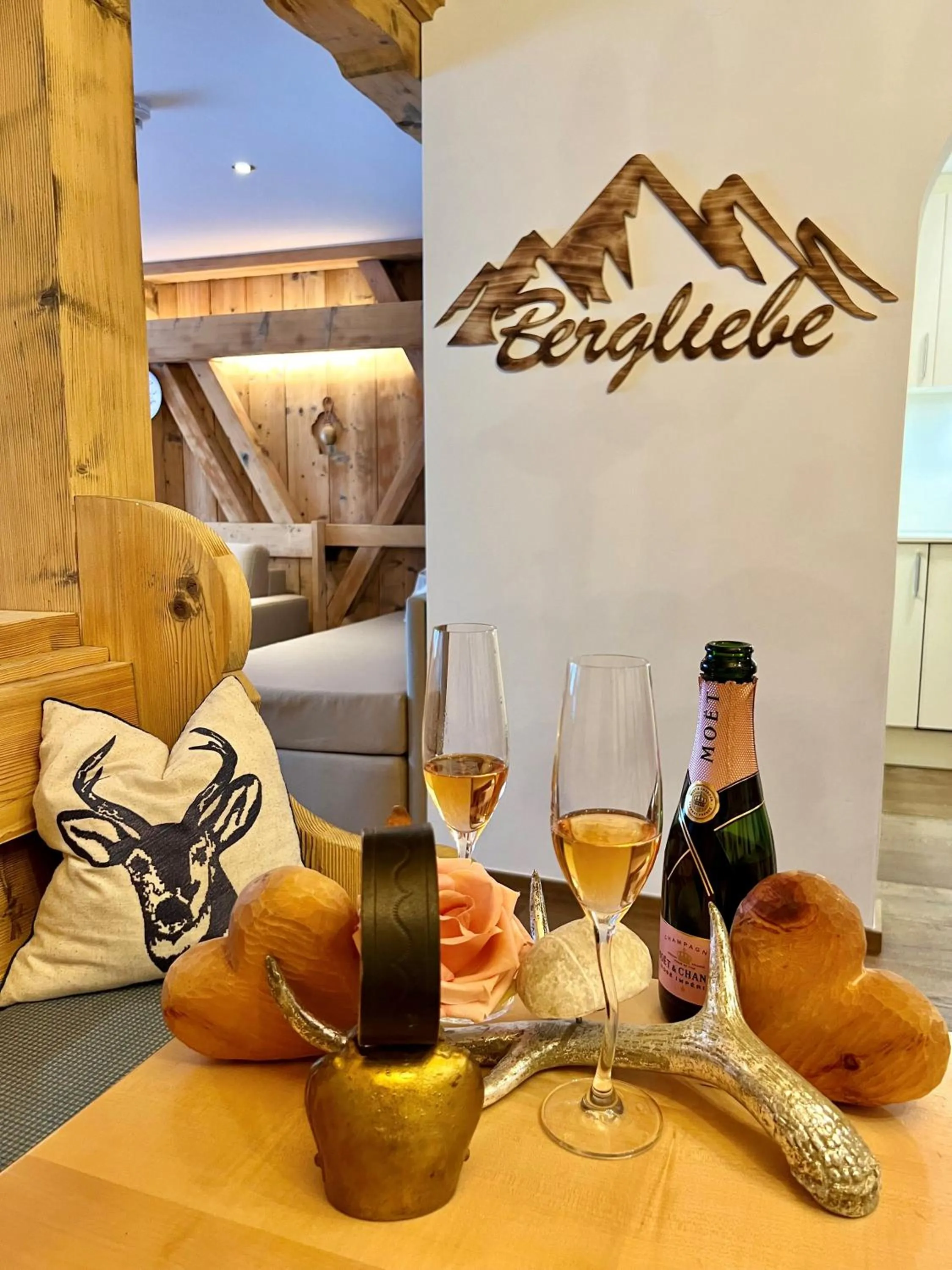 Dining area in Andi's Skihotel