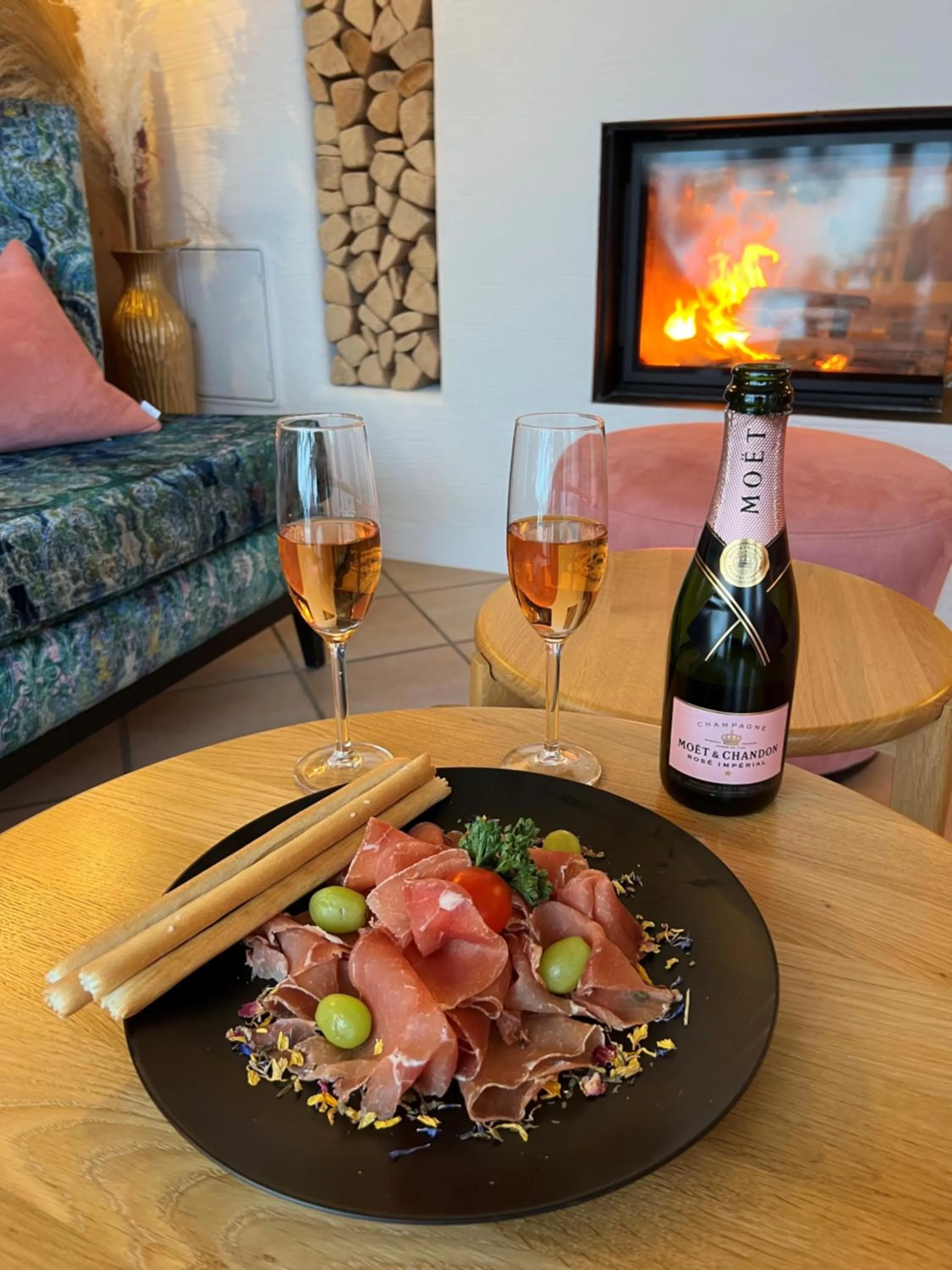 Lobby or reception in Andi's Skihotel