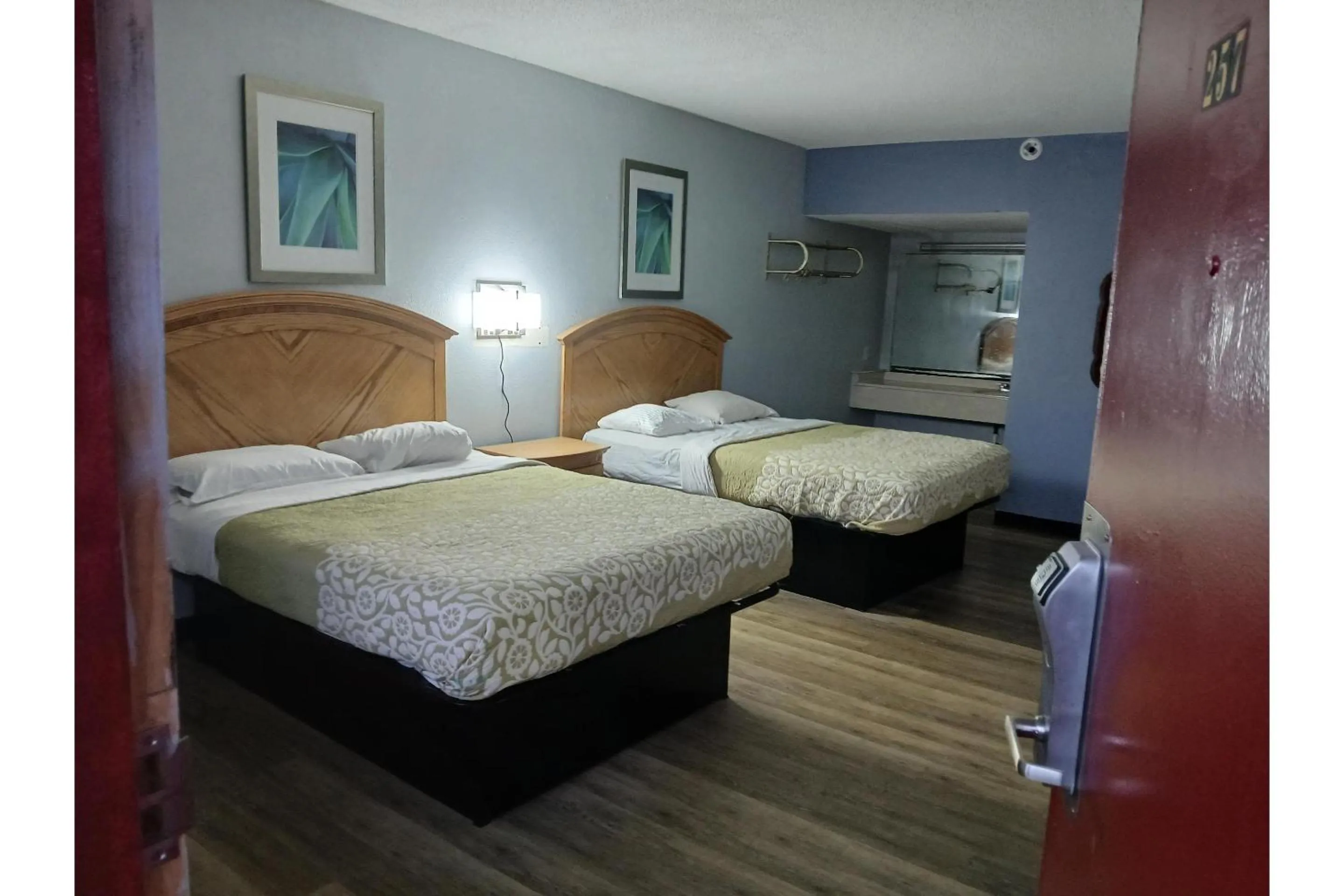 Bedroom, Bed in Washington Motel by OYO