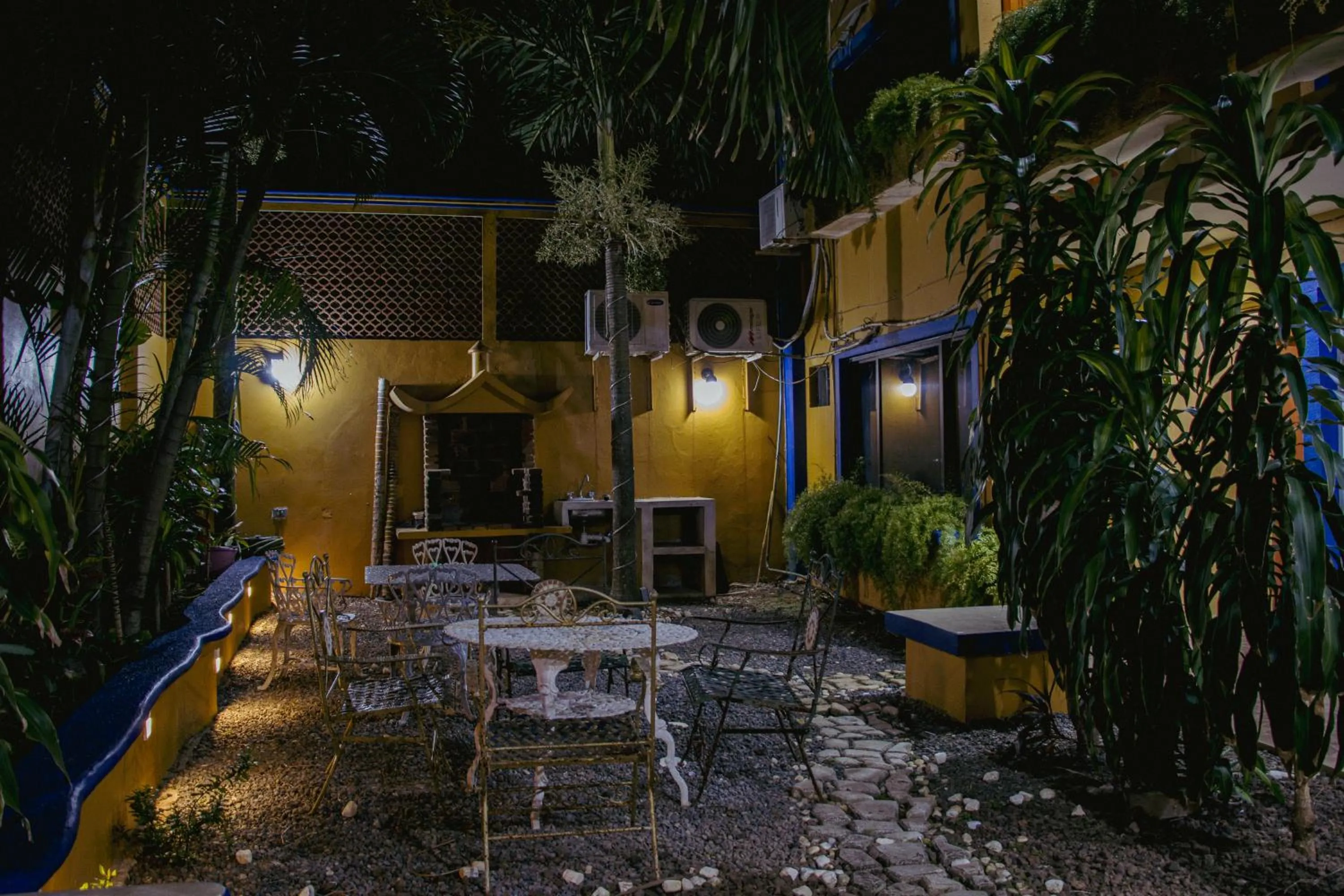 Garden in Hotel Quetzalcóatl