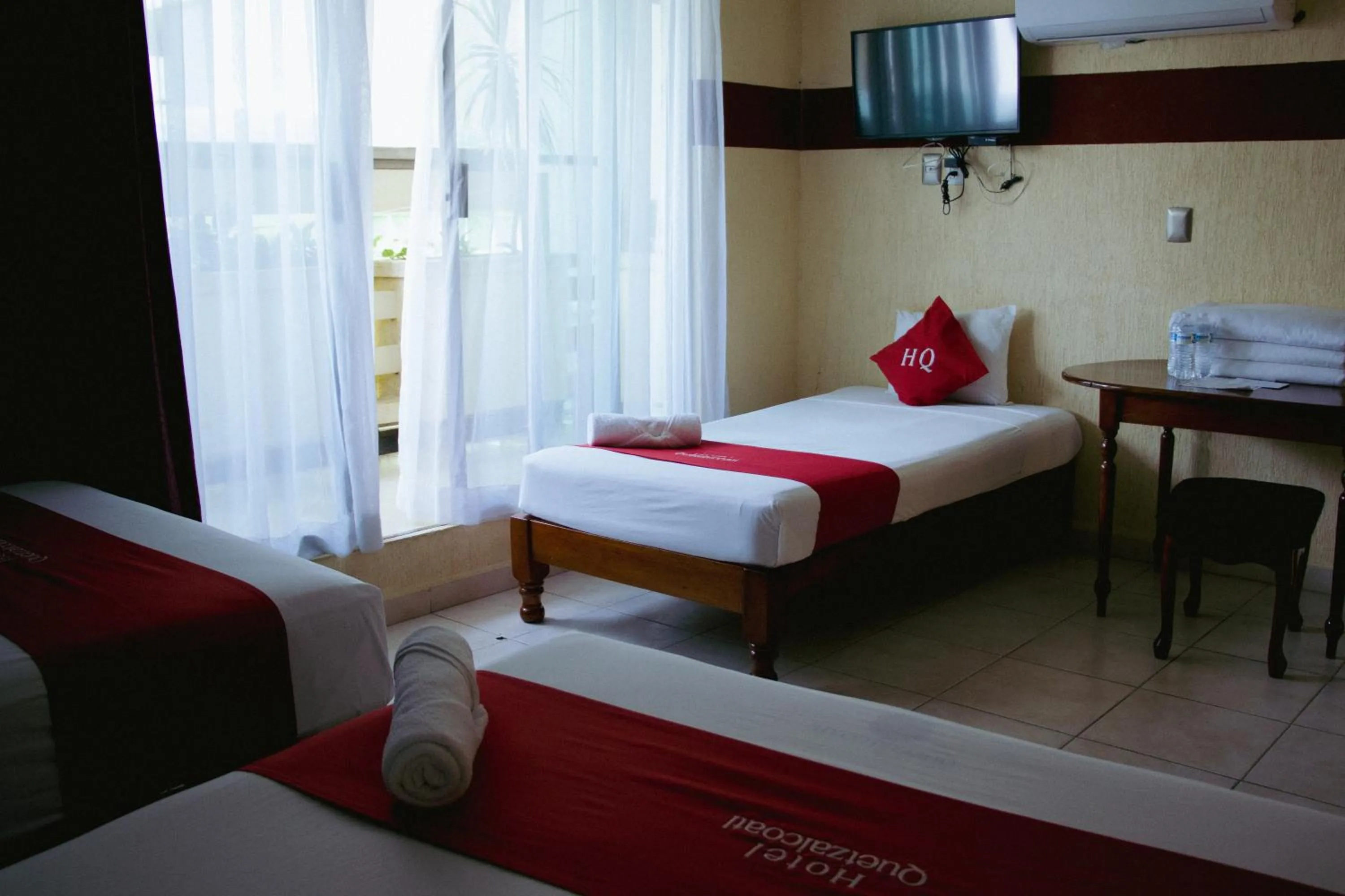 Bed in Hotel Quetzalcóatl