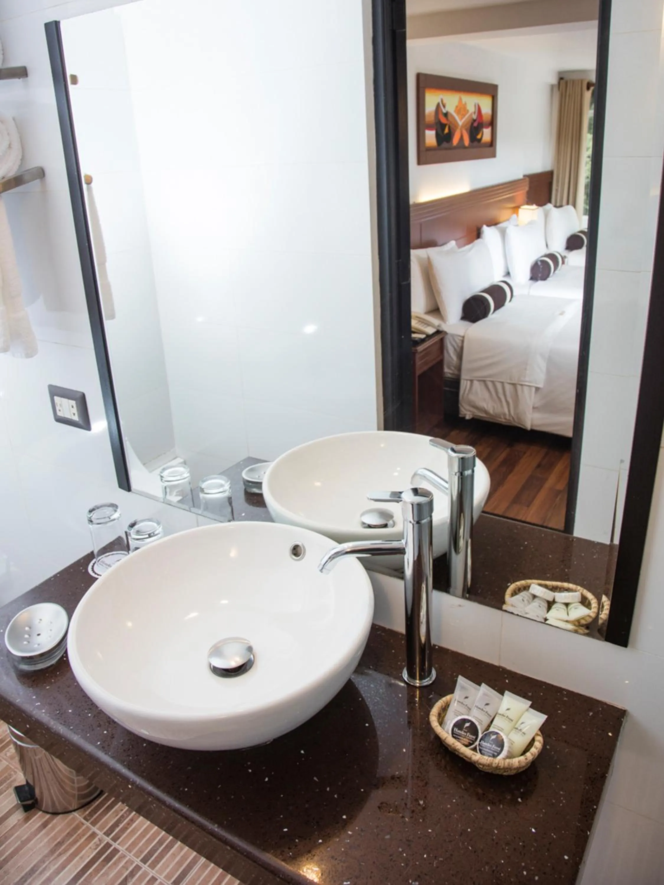 Bathroom, Bed in Hotel Ferré Machu Picchu