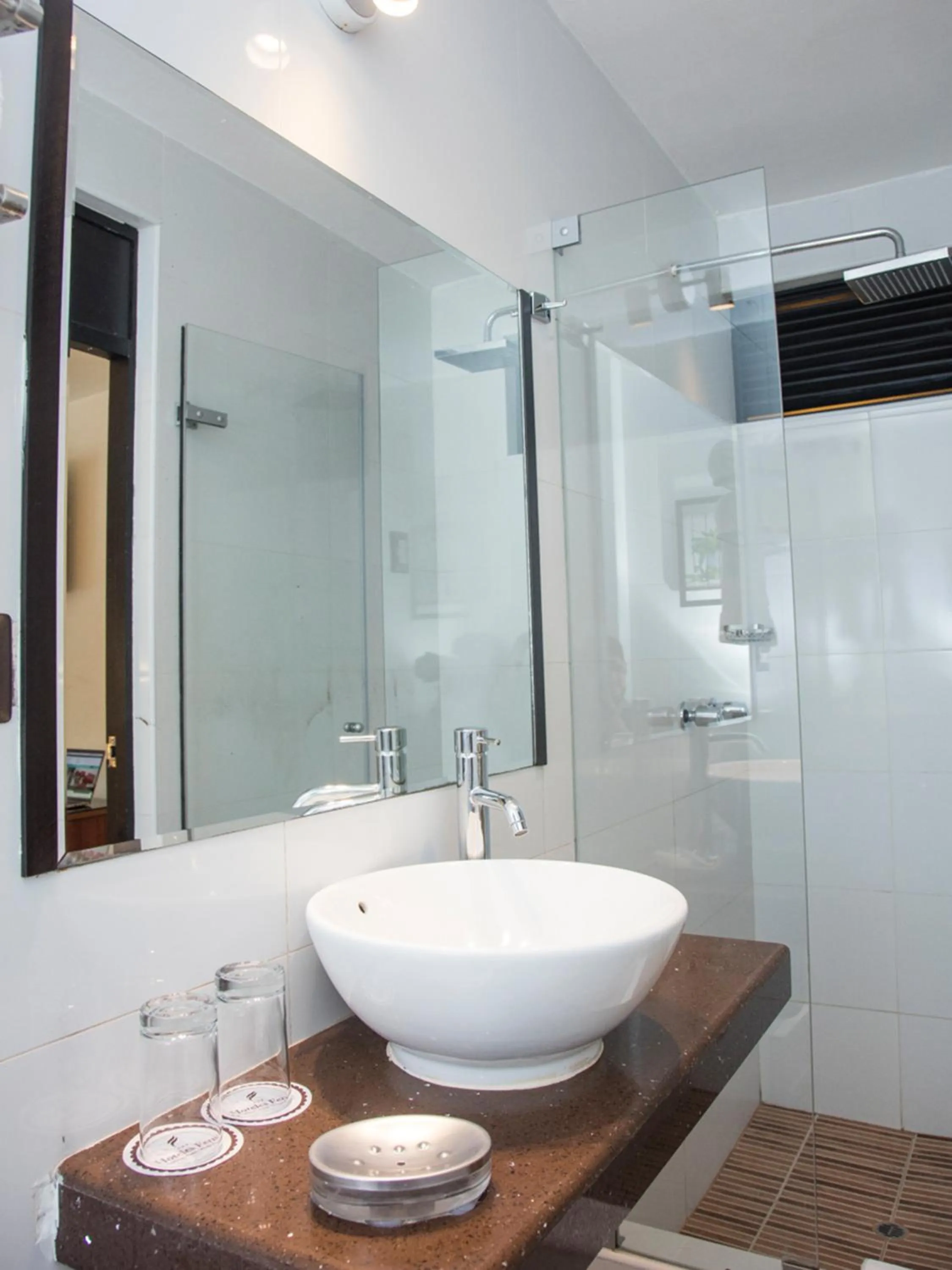 Shower in Hotel Ferré Machu Picchu