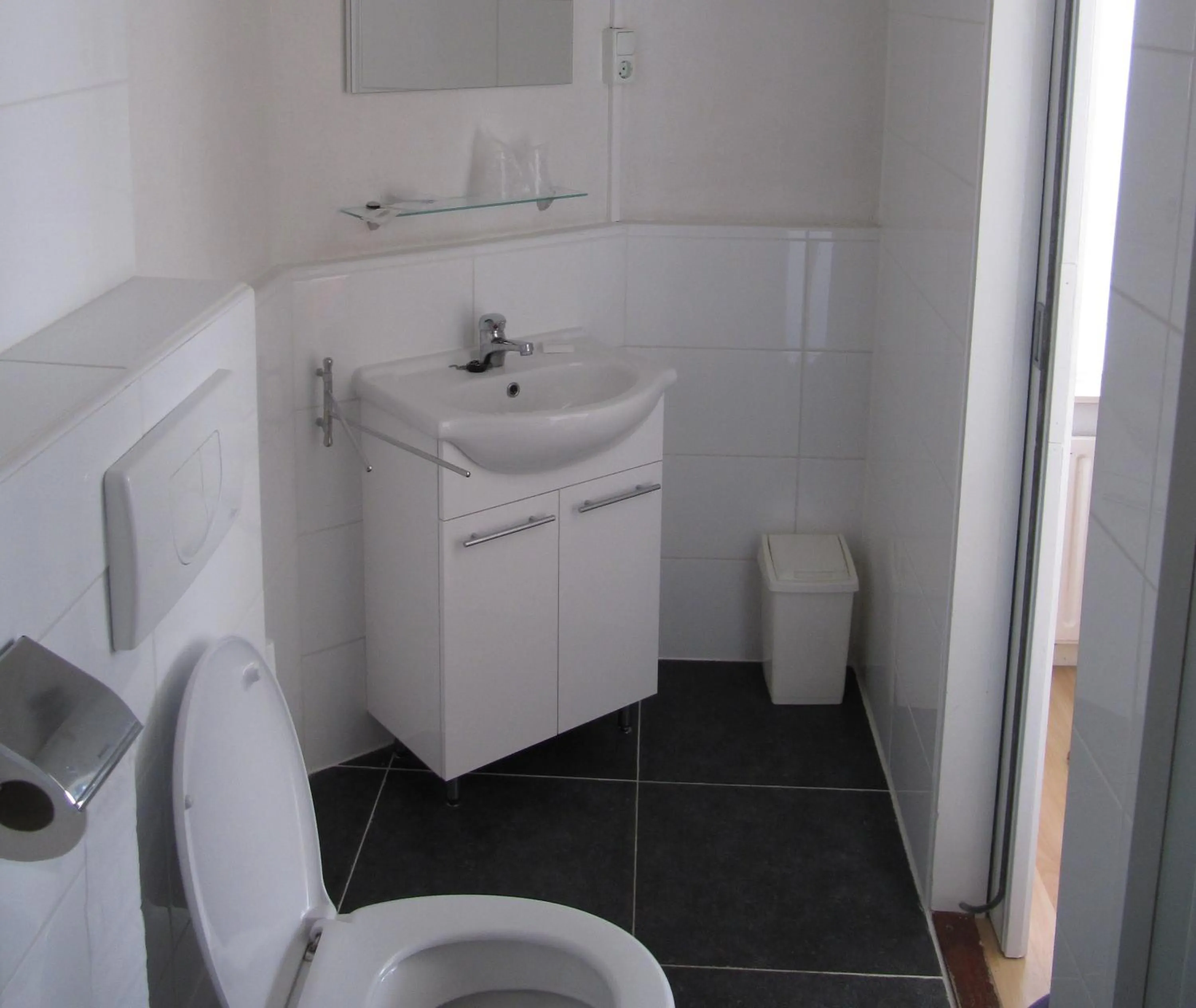 Toilet in Hotel Anna