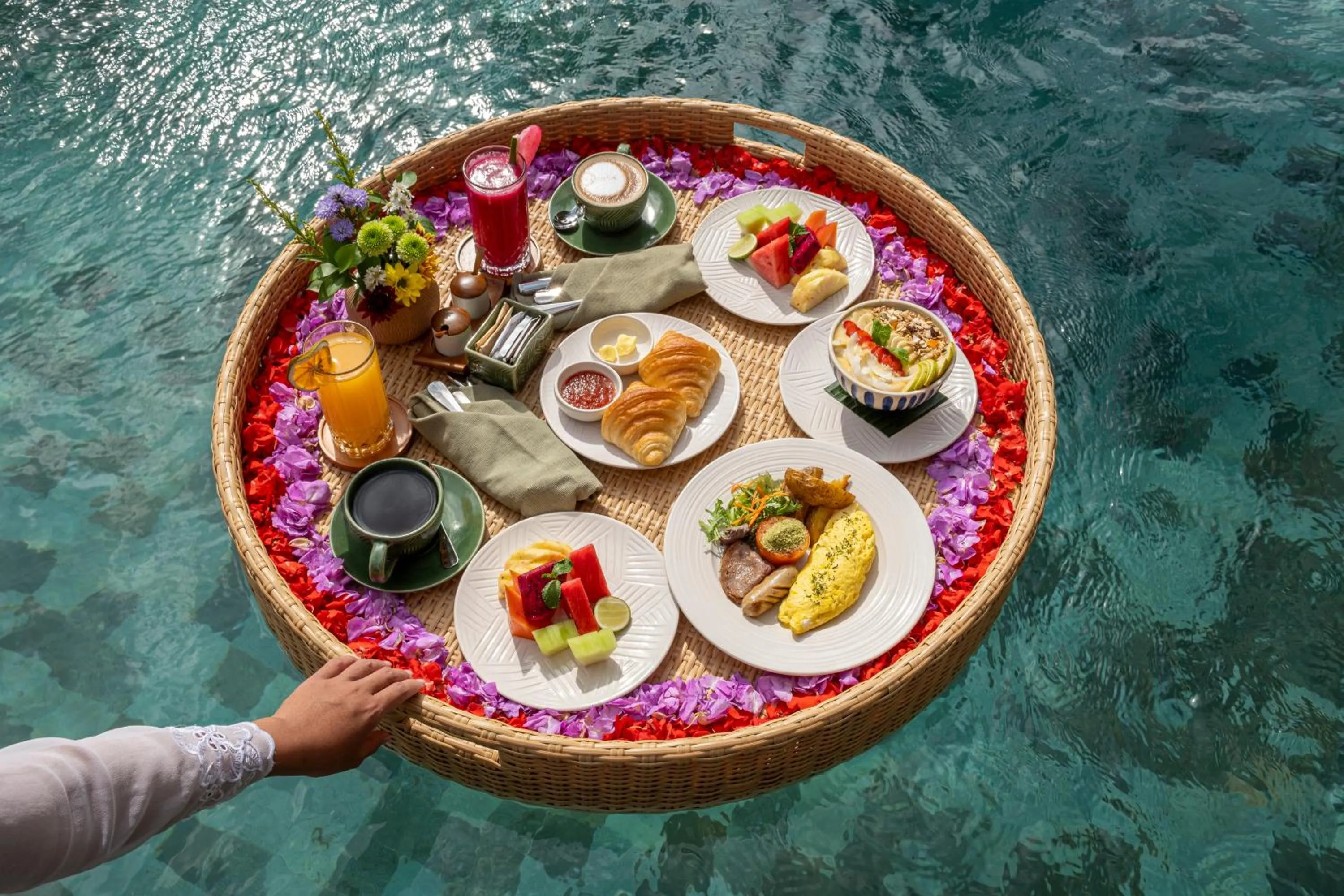 Breakfast in Unagi Wooden Villas by Emana