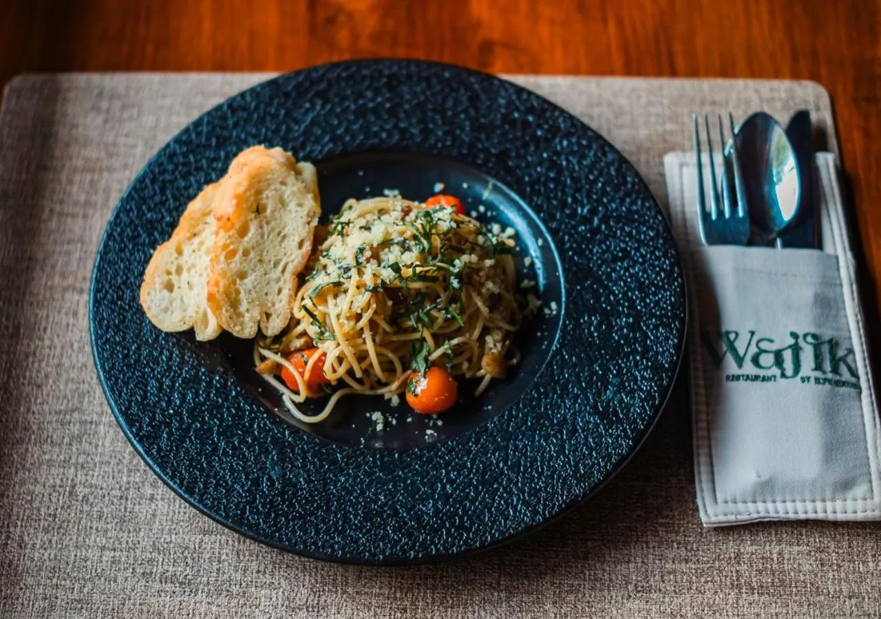 Food in Unagi Wooden Villas by Emana