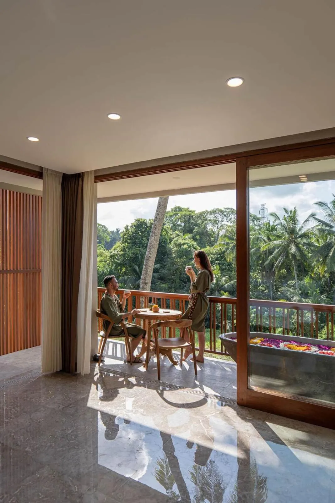 Balcony/Terrace in Unagi Wooden Villas by Emana