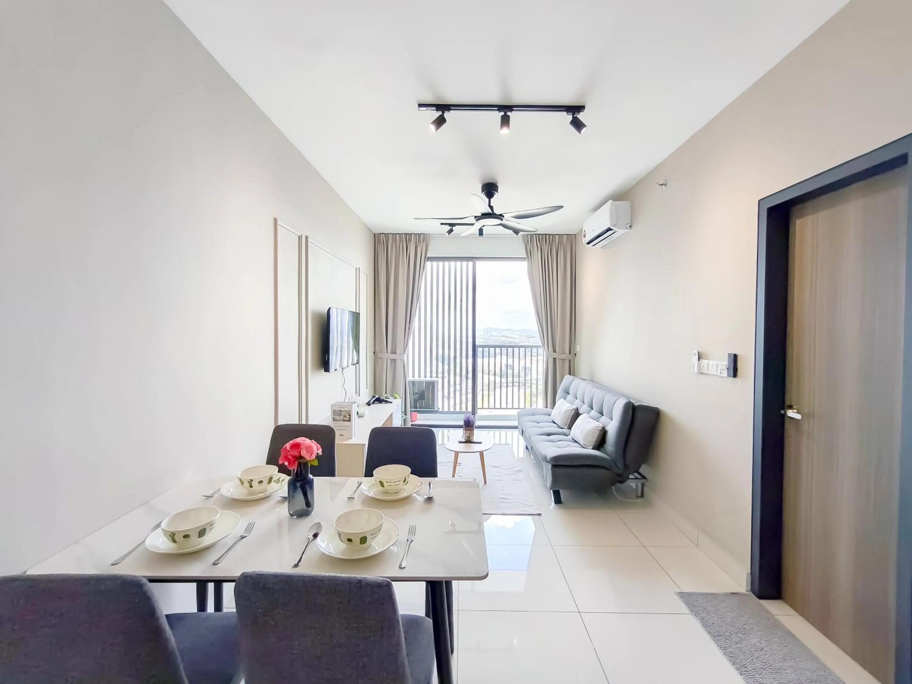 Bed in Edumetro @ Subang Jaya by Manhattan Group