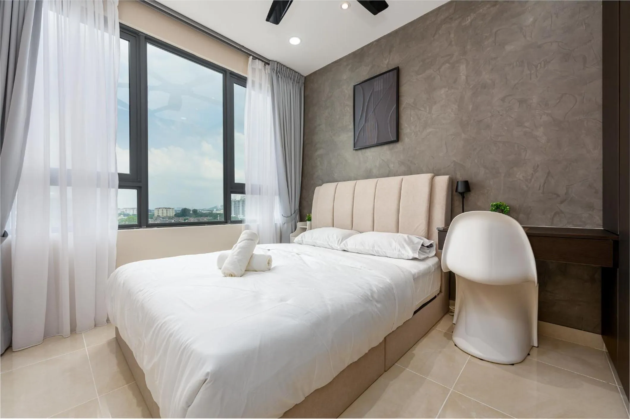 Bed in Edumetro @ Subang Jaya by Manhattan Group