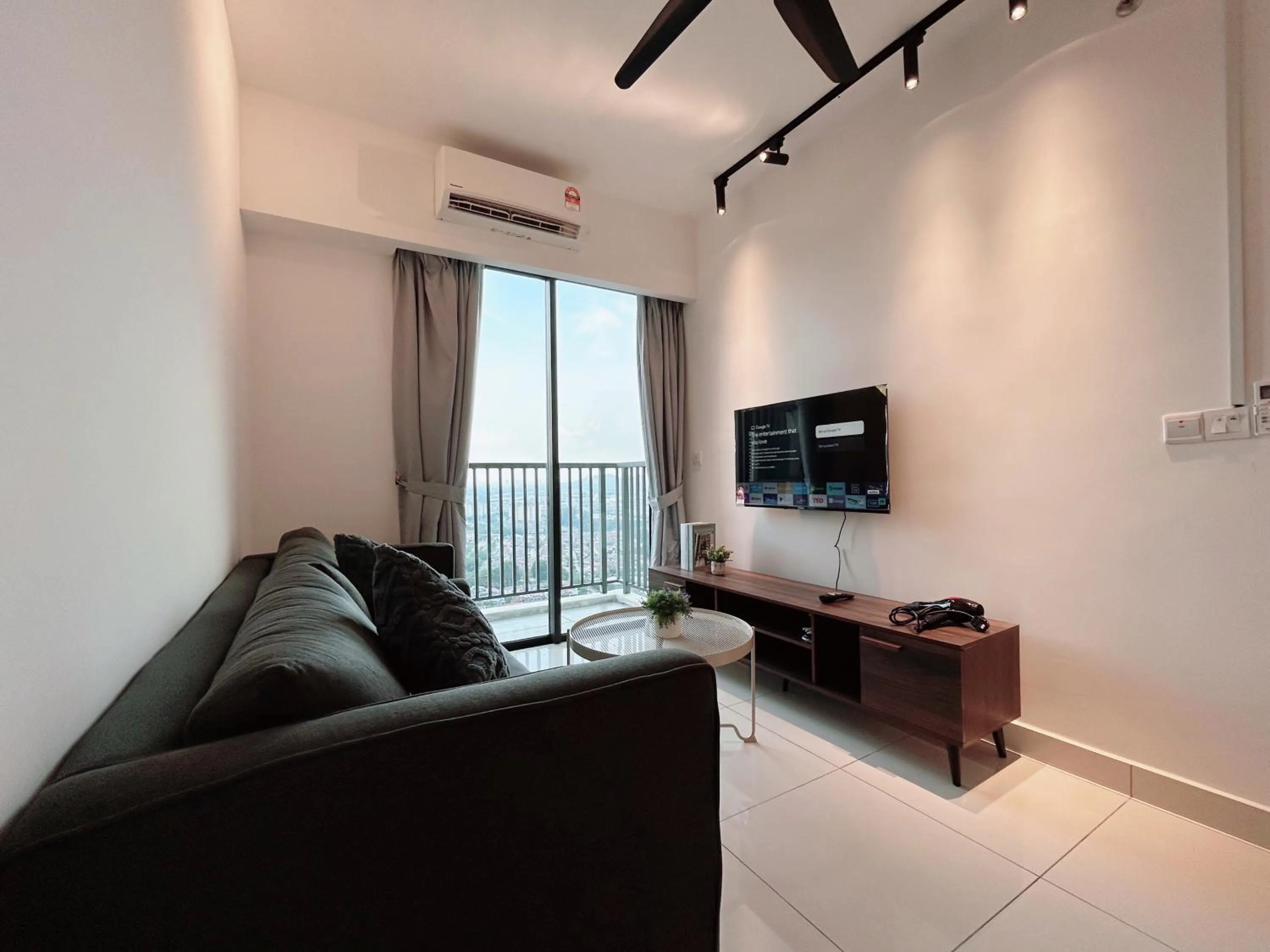 Edumetro @ Subang Jaya by Manhattan Group