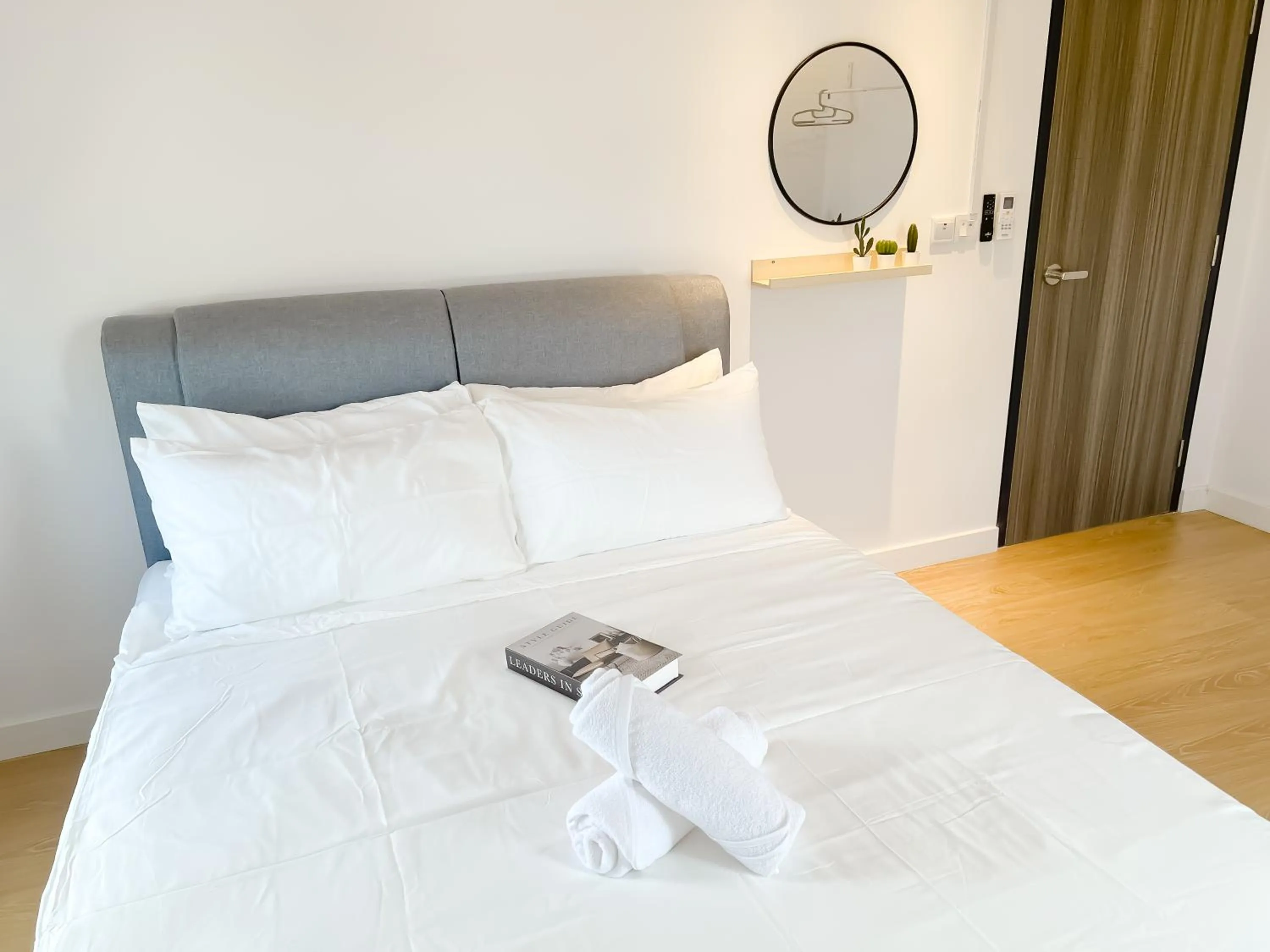 Bed in Edumetro @ Subang Jaya by Manhattan Group