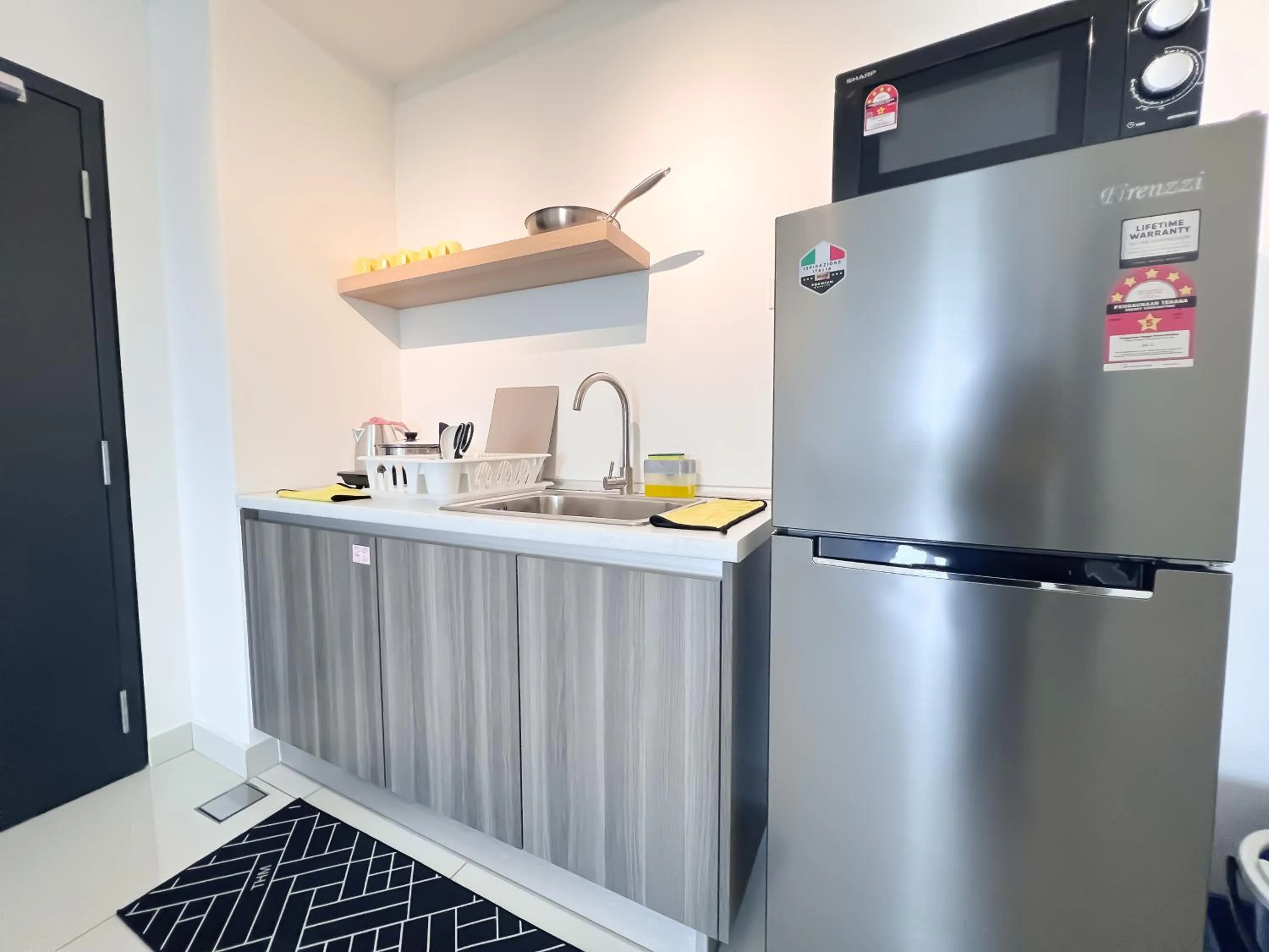 Edumetro @ Subang Jaya by Manhattan Group