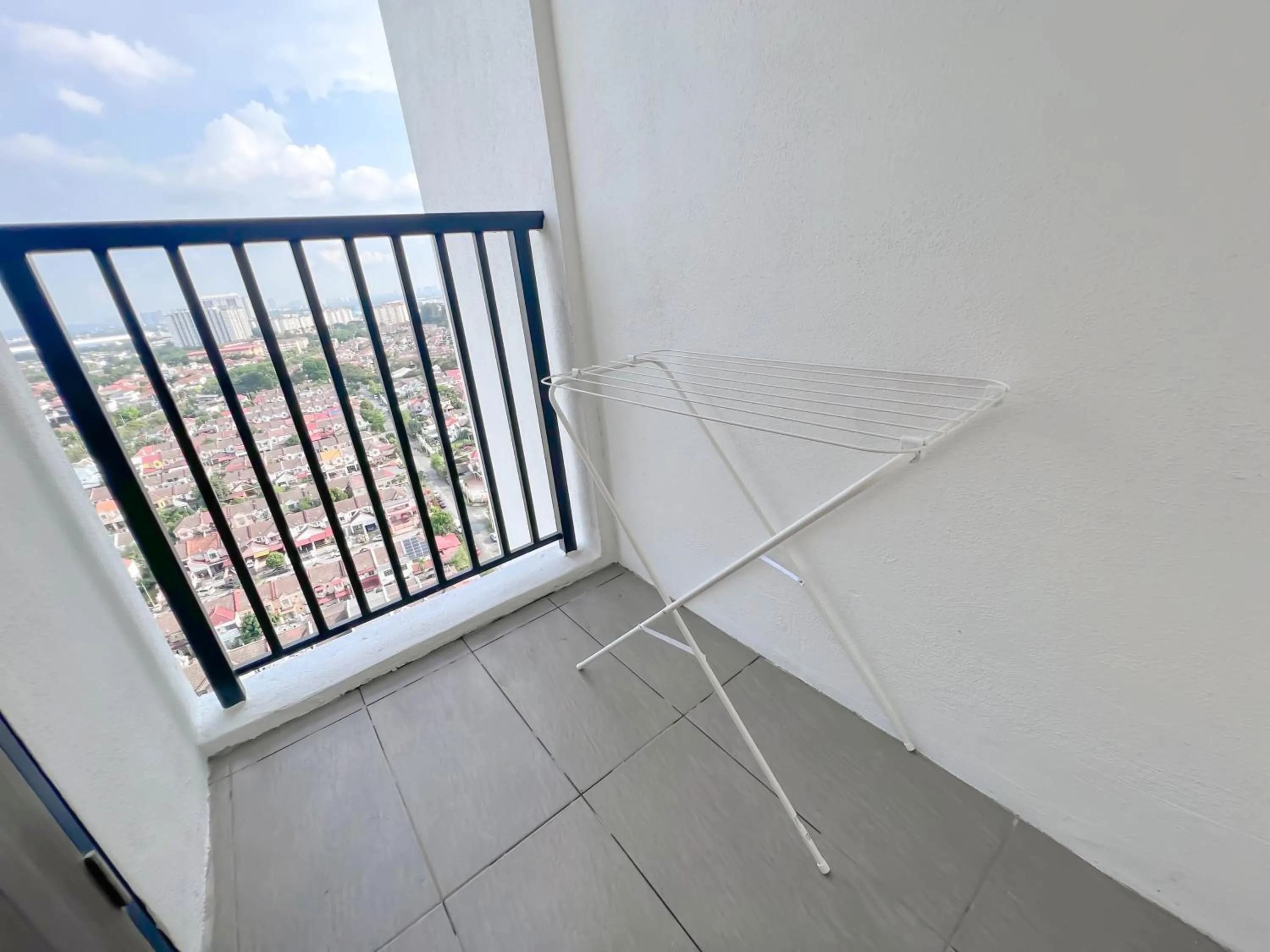 Edumetro @ Subang Jaya by Manhattan Group